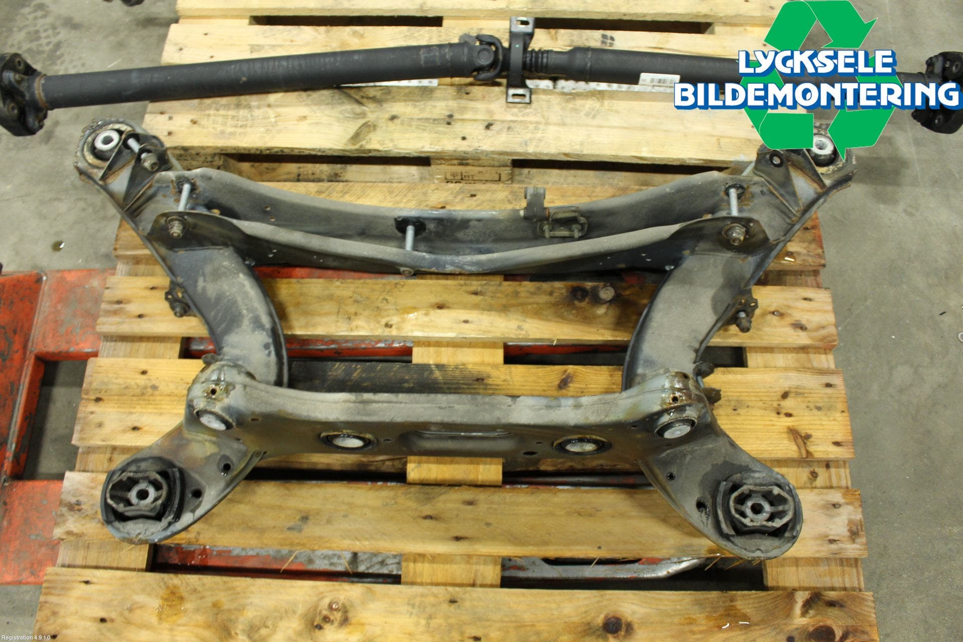 Mercedes-Benz MB E-KLASS (W213) 16-23 Bakaxelbalk