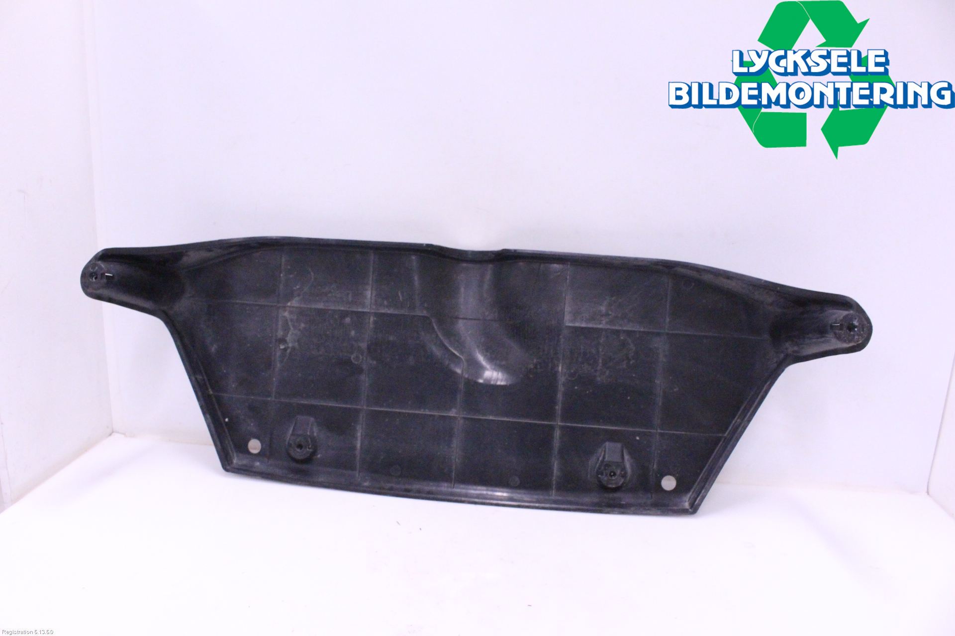 Volkswagen VW GOLF / E-GOLF VIII 20- Hasplåt Plåt-Plast