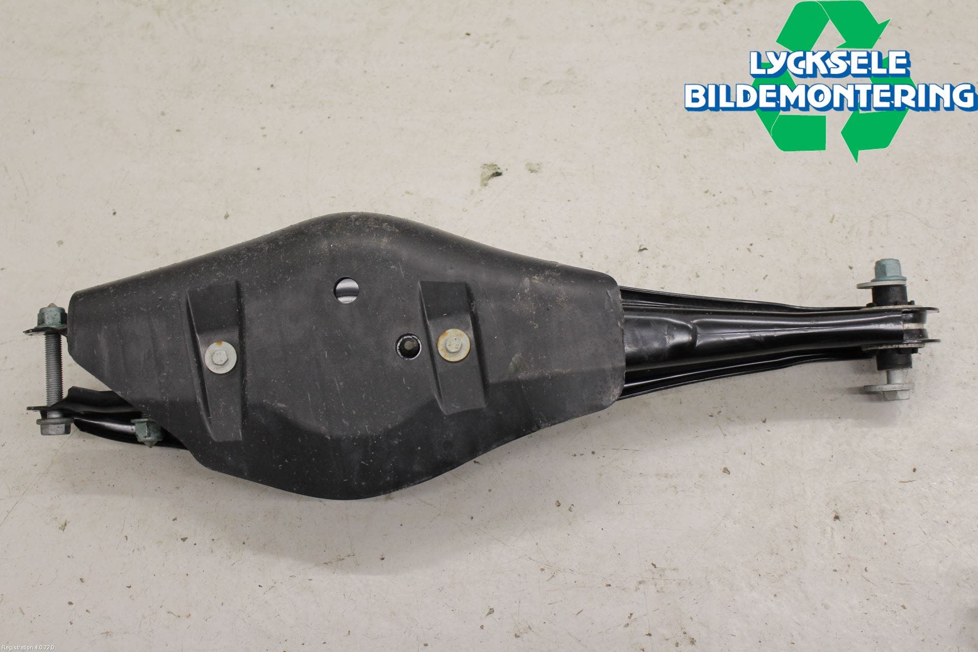 Seat TARRACO 19- Bärarm Bak Höger