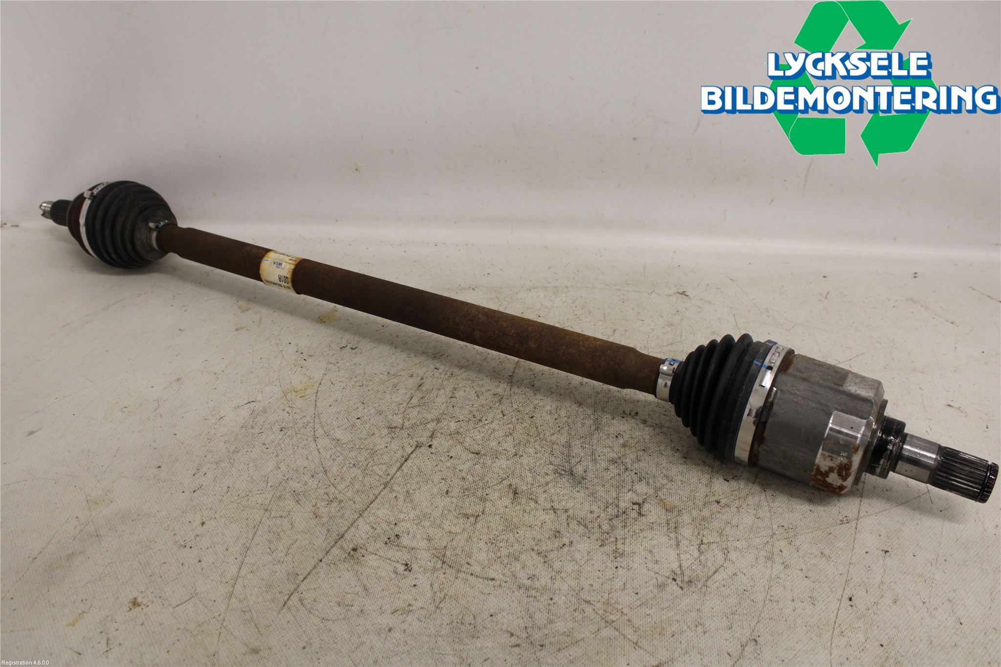 Kia NIRO (DE) 17-22 Drivaxel Fram Höger