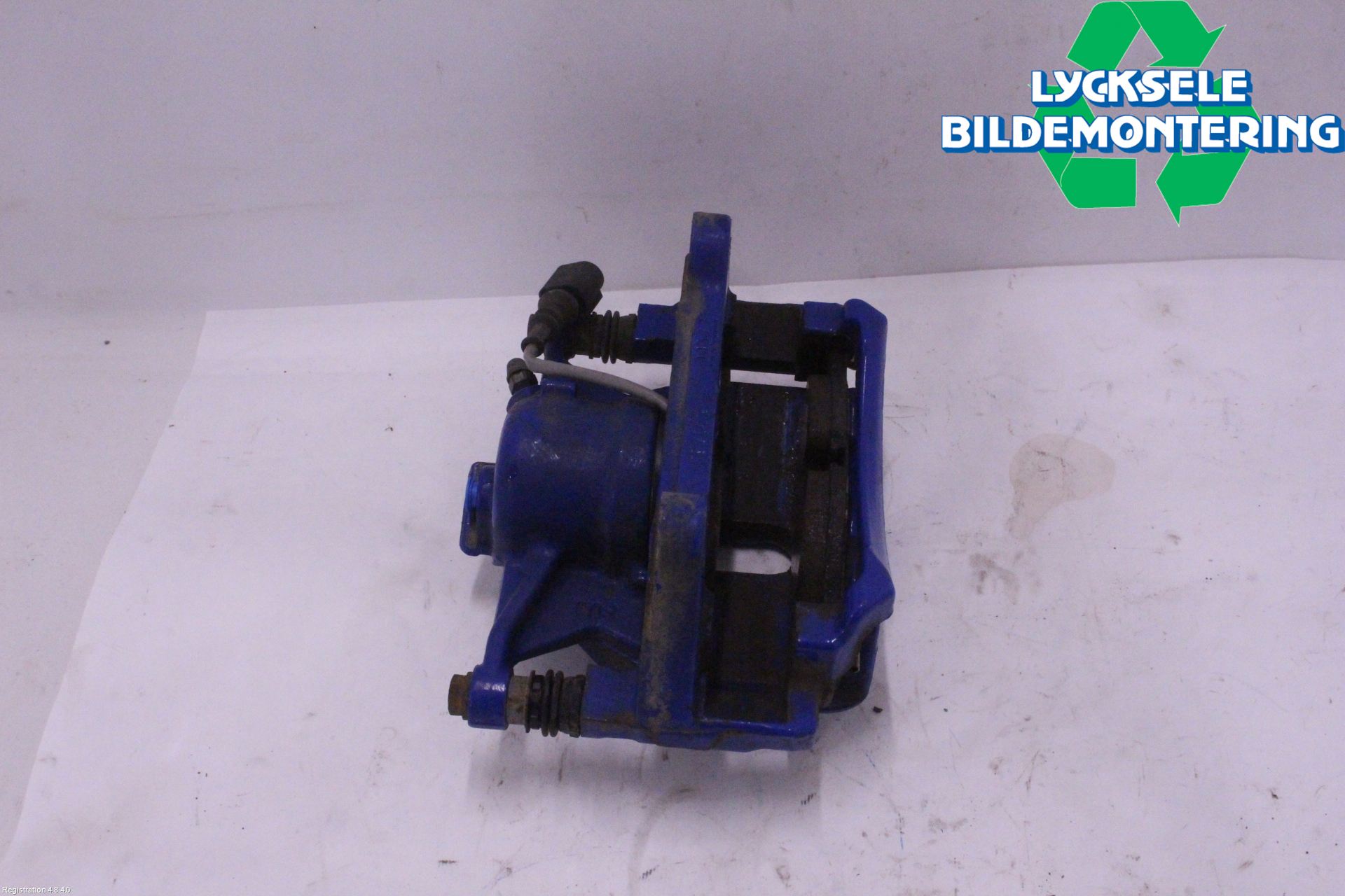 Volkswagen VW PASSAT 15-19 Bromsok Fram Höger