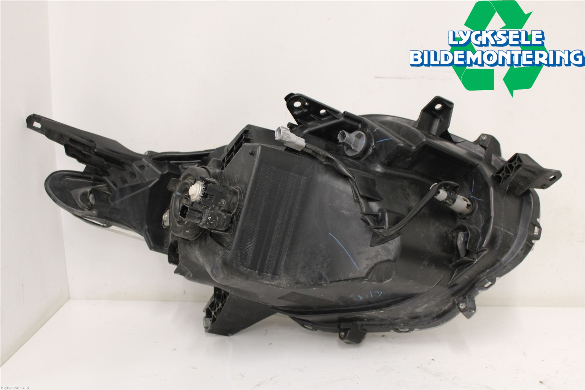 Fiat FULLBACK 16-19 Strålkastare Vänster