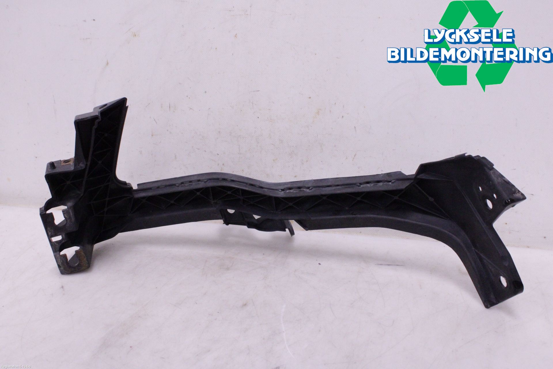 Subaru FORESTER SJ 13-18 Stötfångarfäste Fram Hö