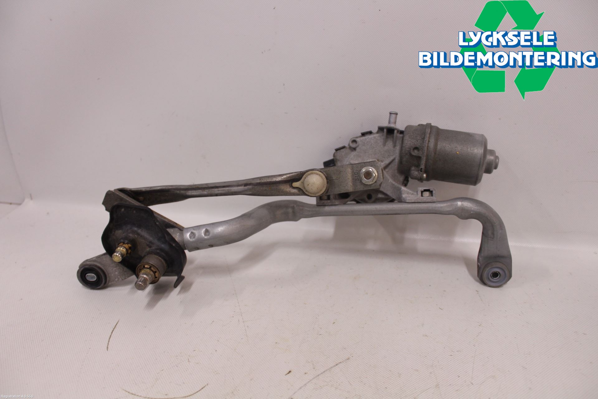 Toyota YARIS XP130 15-20 Torkarmotor Vindruta
