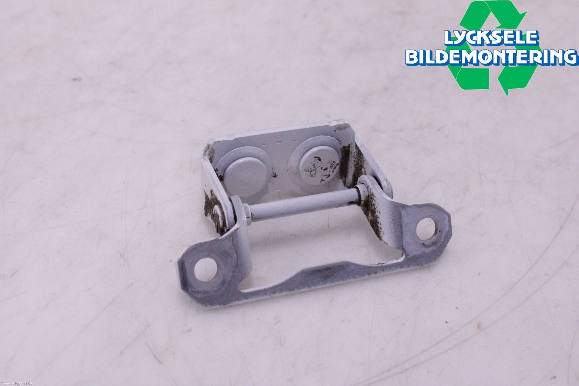 Subaru OUTBACK 21- Bakluckegångjärn Vä