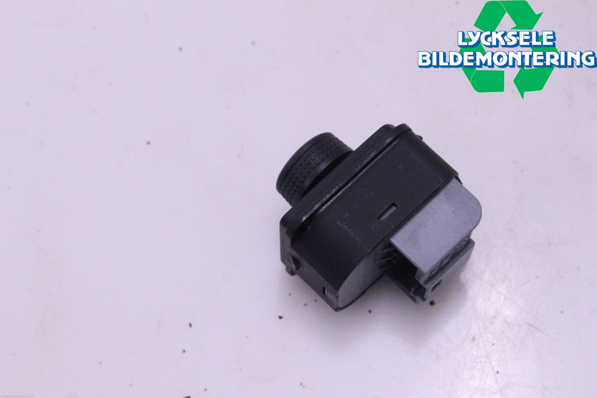 Volkswagen VW PASSAT 20-24 Strömställare Spegel