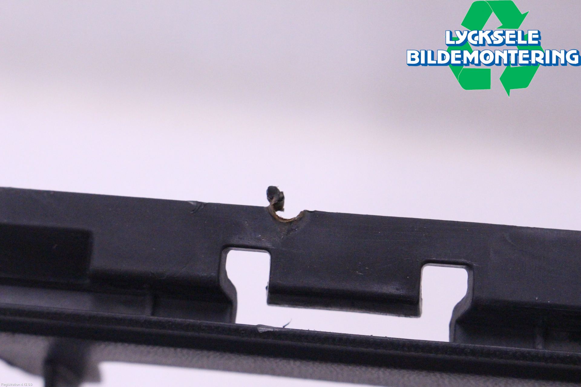 Volkswagen VW GOLF / E-GOLF VII 13-20 Grill-Galler