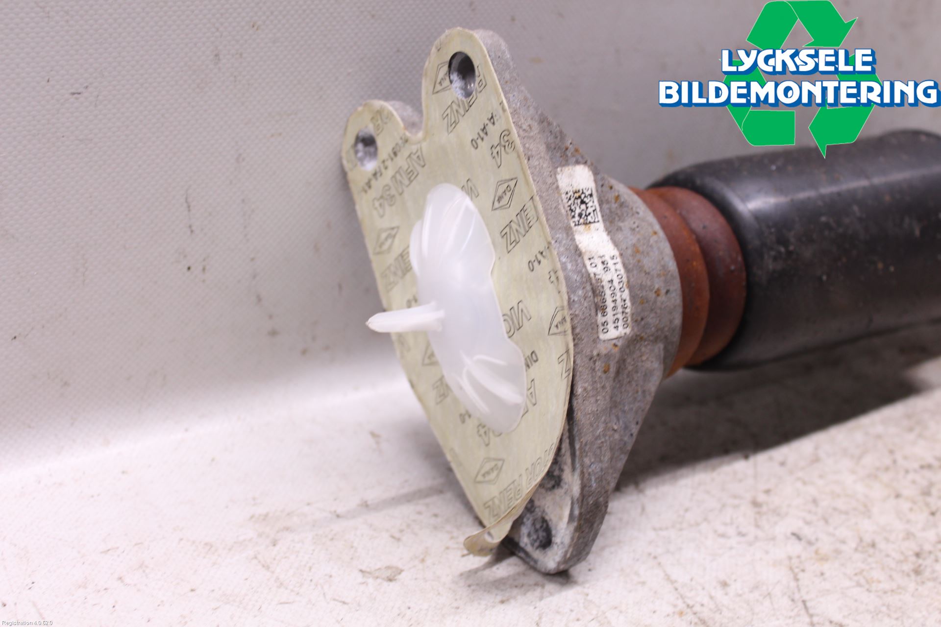 BMW 1 F20/F21 11-19 Stötdämpare Bak