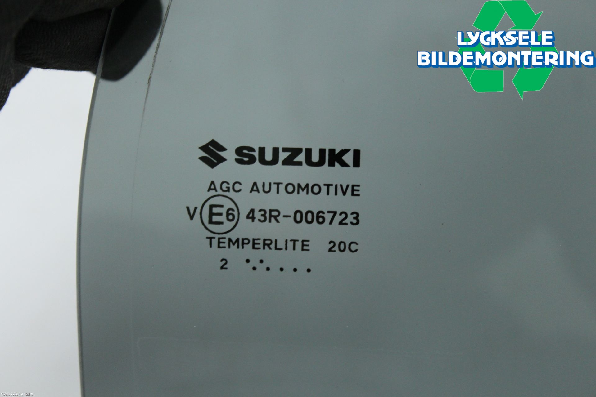 Suzuki SX4 S-CROSS 22- Dörruta Bak Lilla Vä