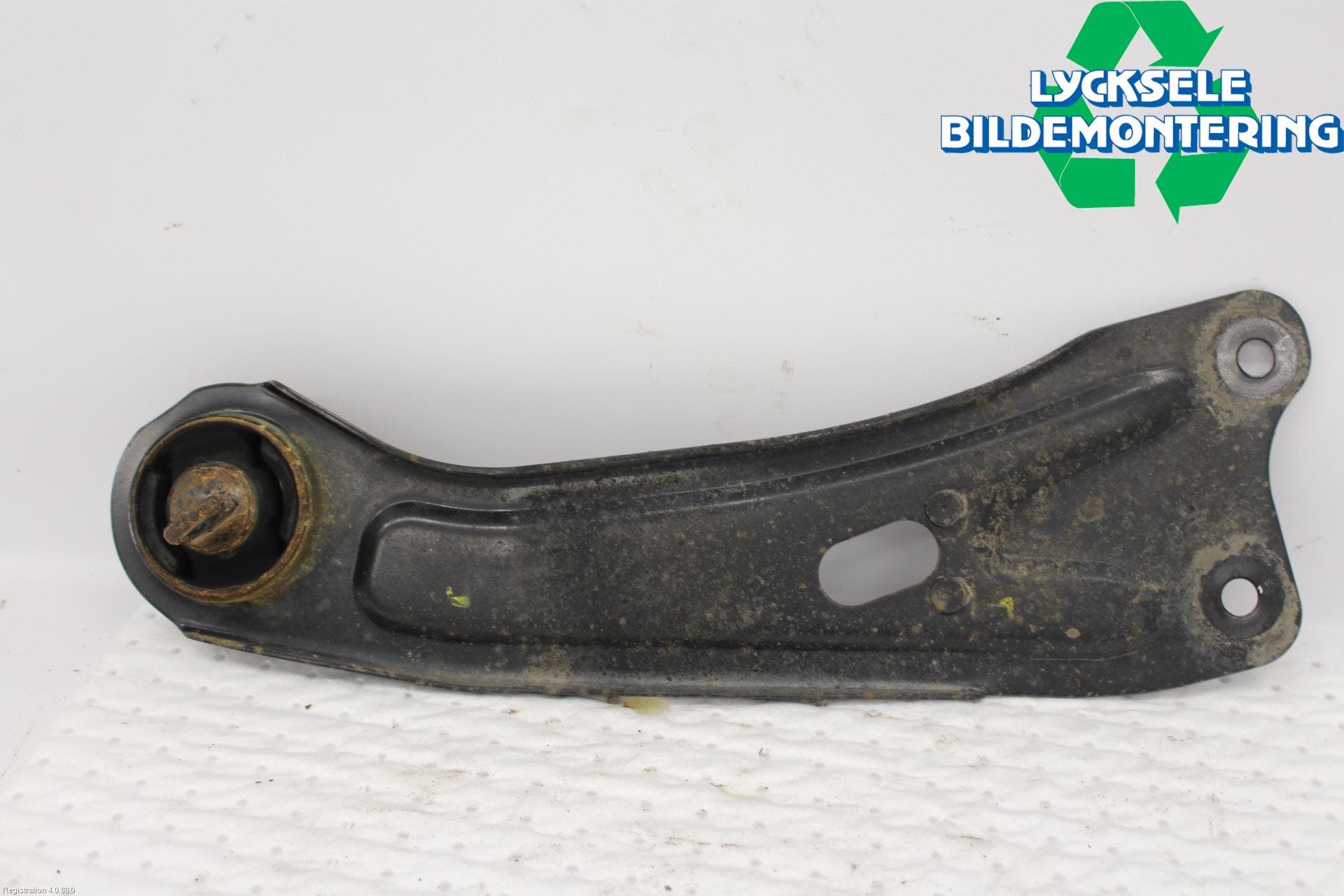 Kia NIRO (DE) 17-22 Bärarm Bak Vänster