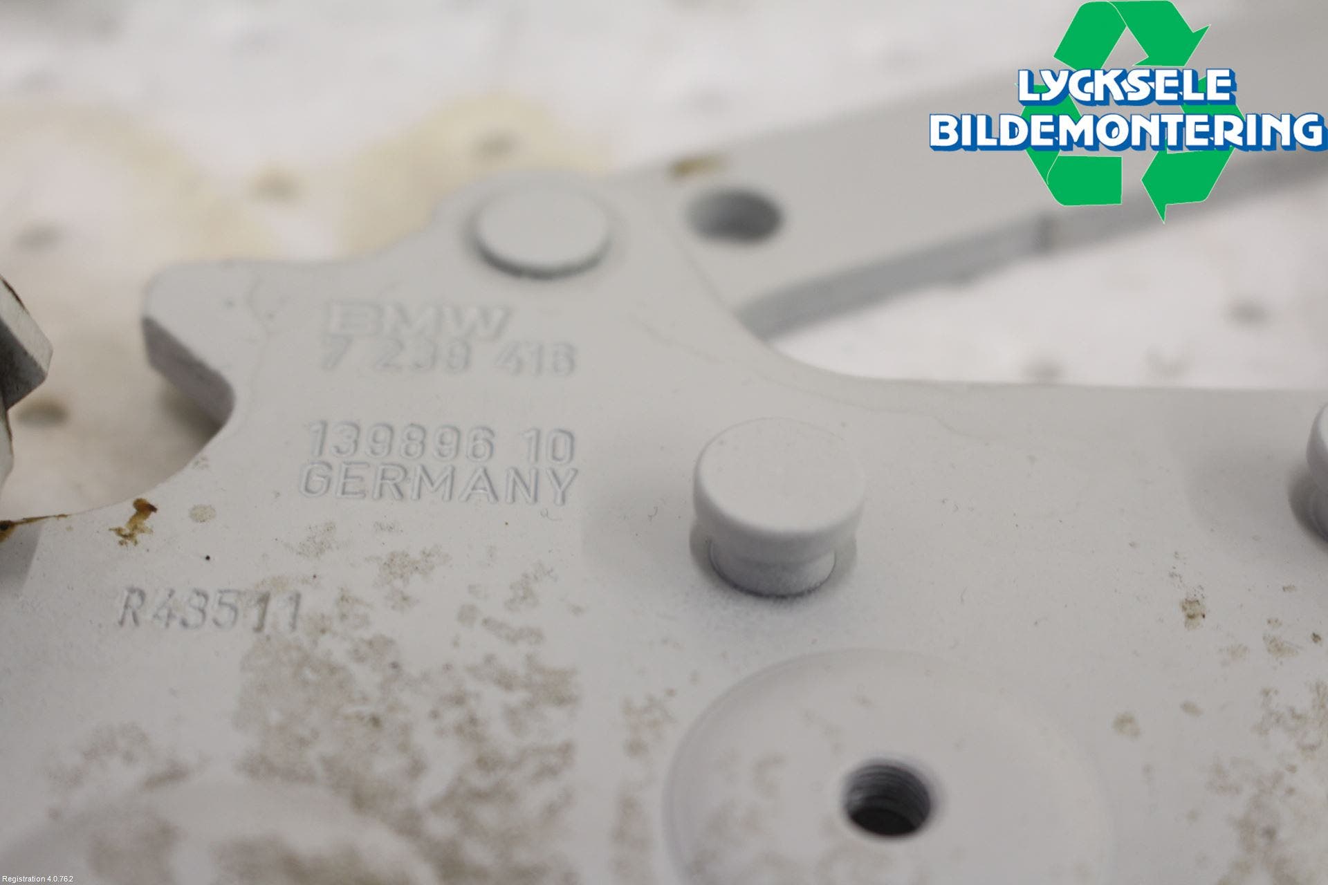 BMW 1 F20/F21 11-19 Huvgångjärn