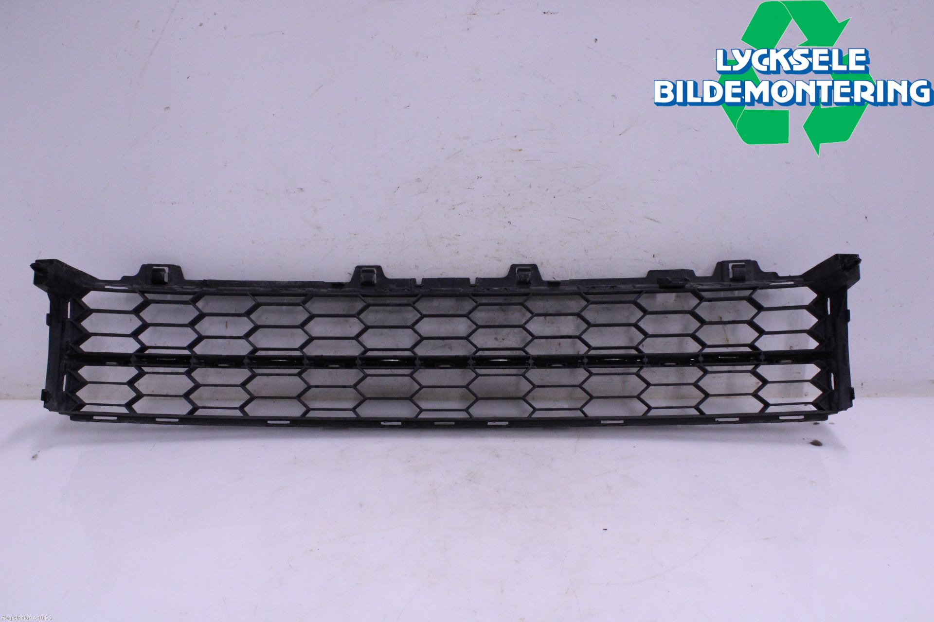 Skoda SUPERB 16-24 Grilldel Mitt