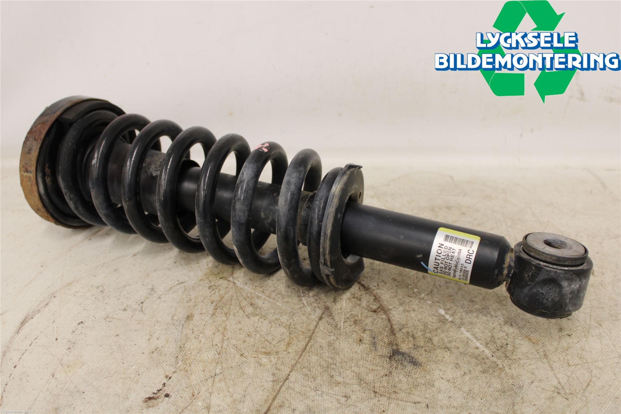 Ford EXPEDITION Fjäderben Fram Höger