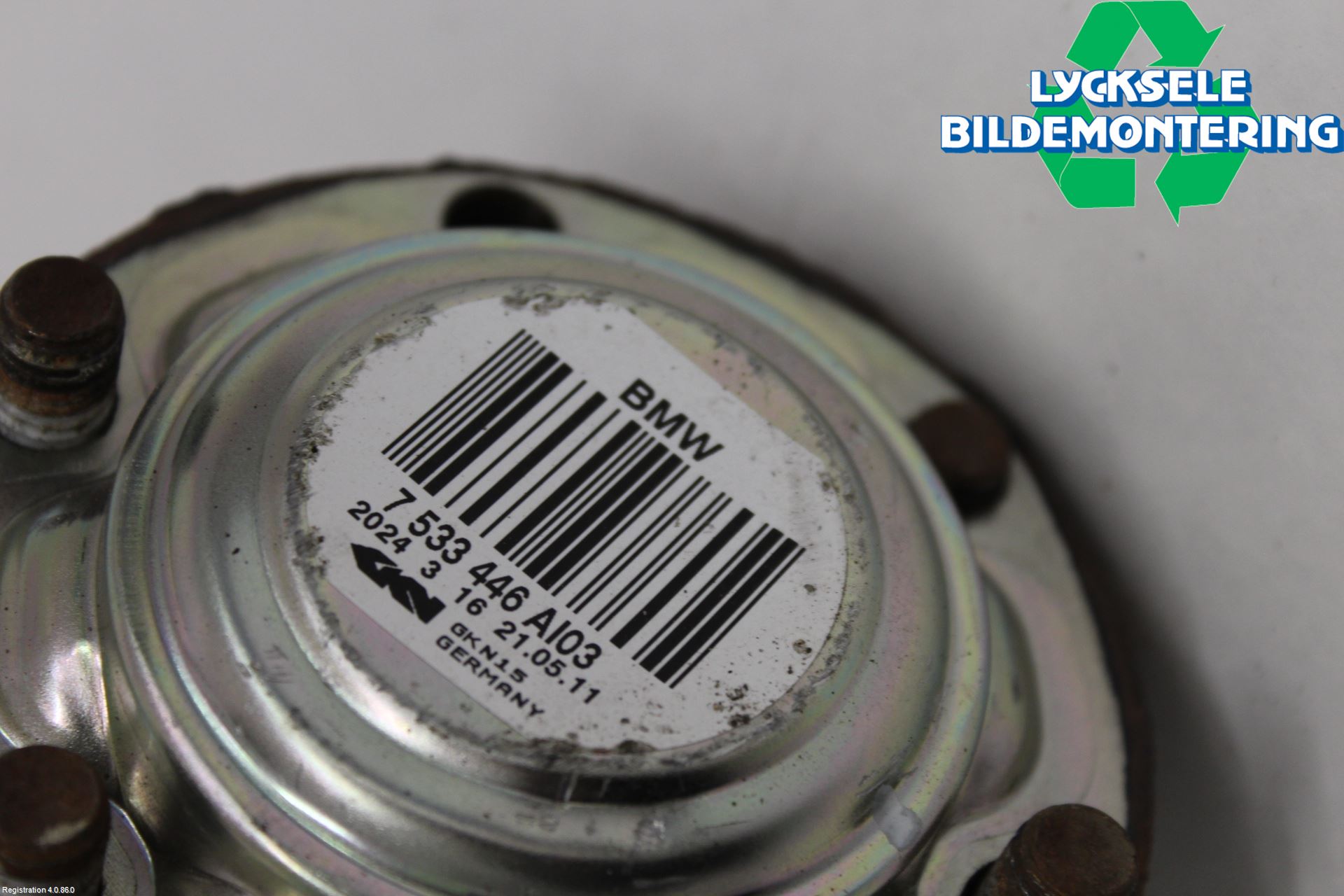 BMW 1 E87/81 5D/3D 03-11 Drivaxel Fram Höger