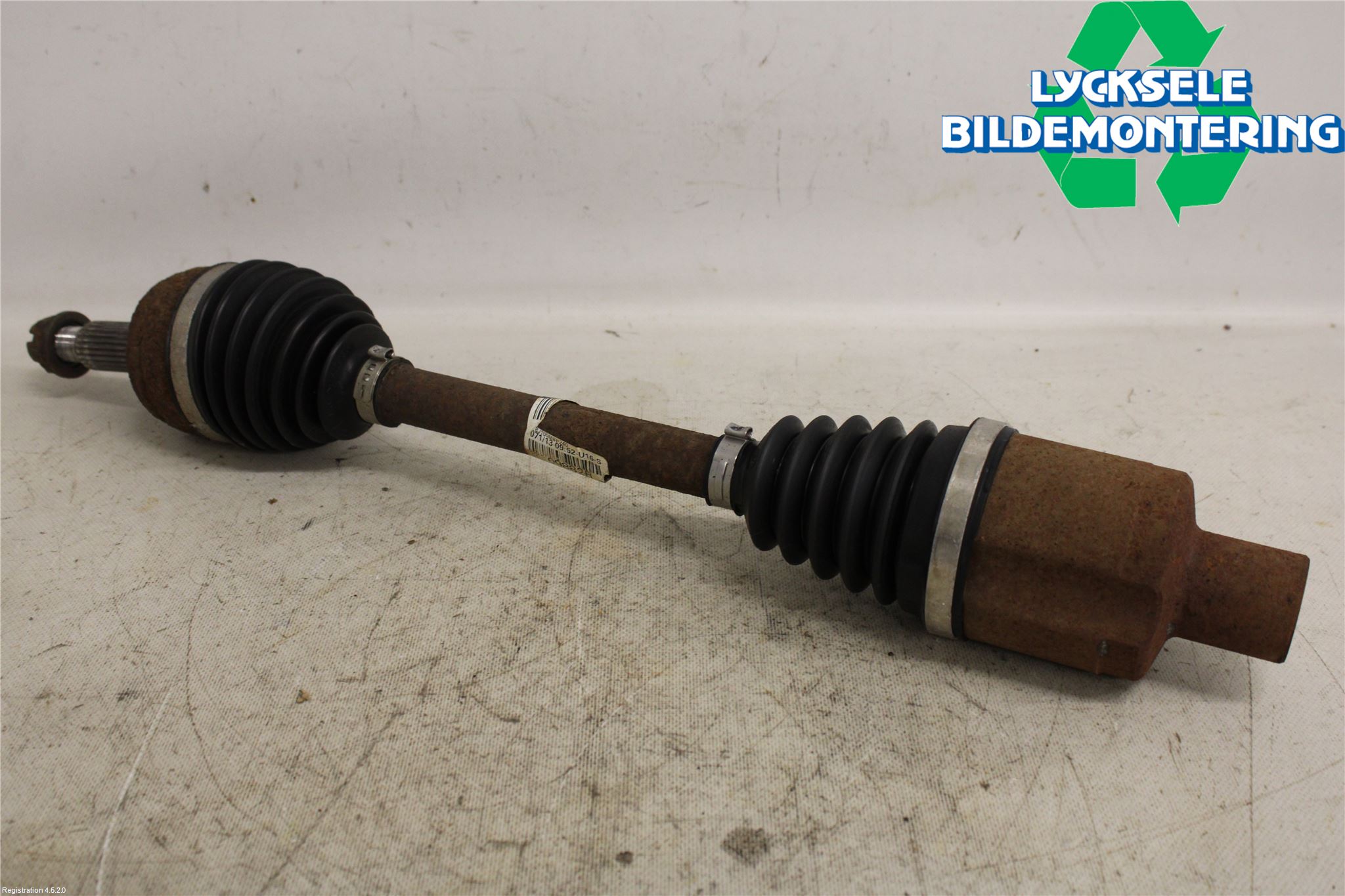 Dacia DUSTER 10-17 Drivaxel Fram Höger