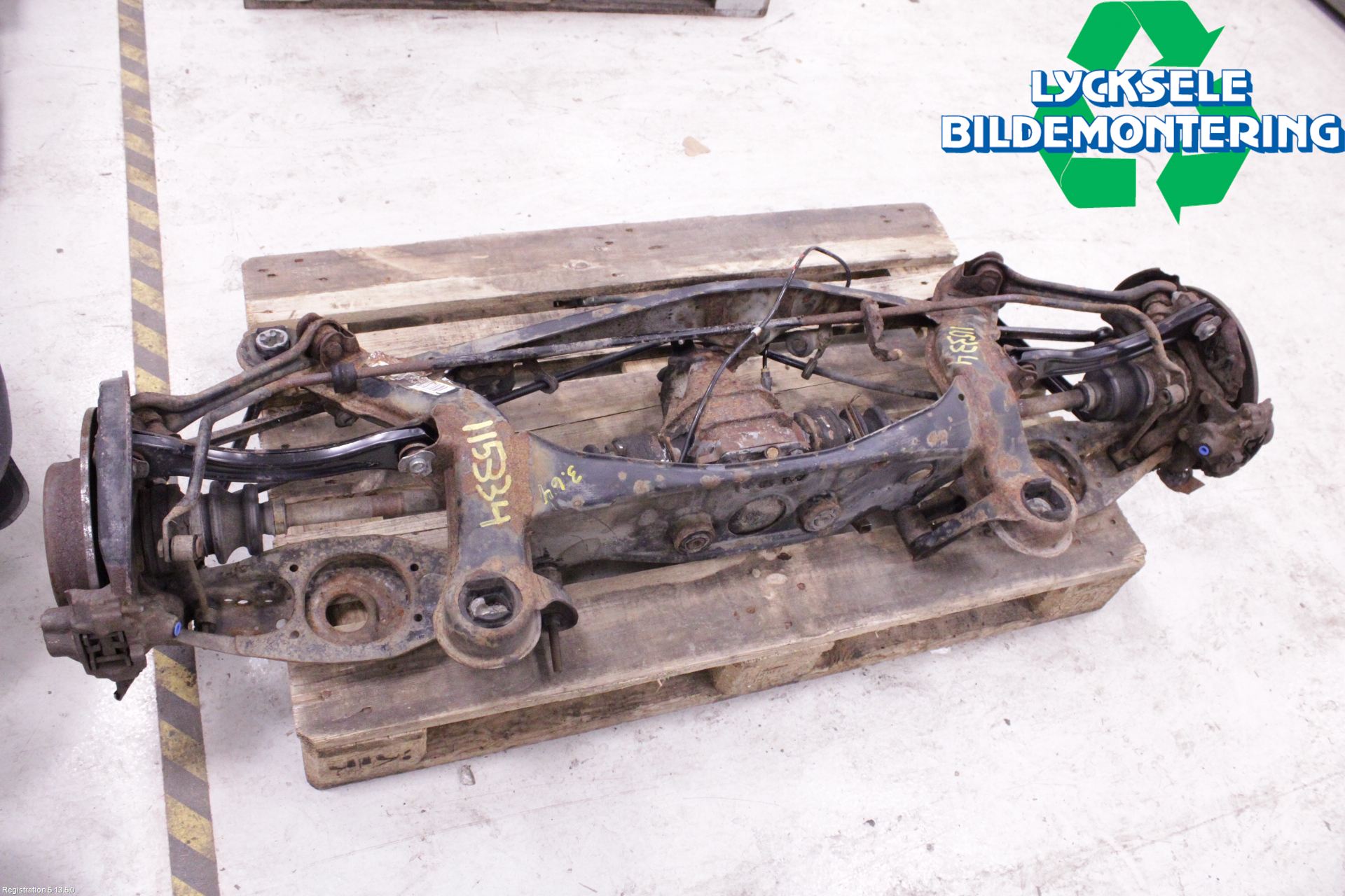 Mercedes-Benz MB 200-500  (W124) 86-96 Bakaxel