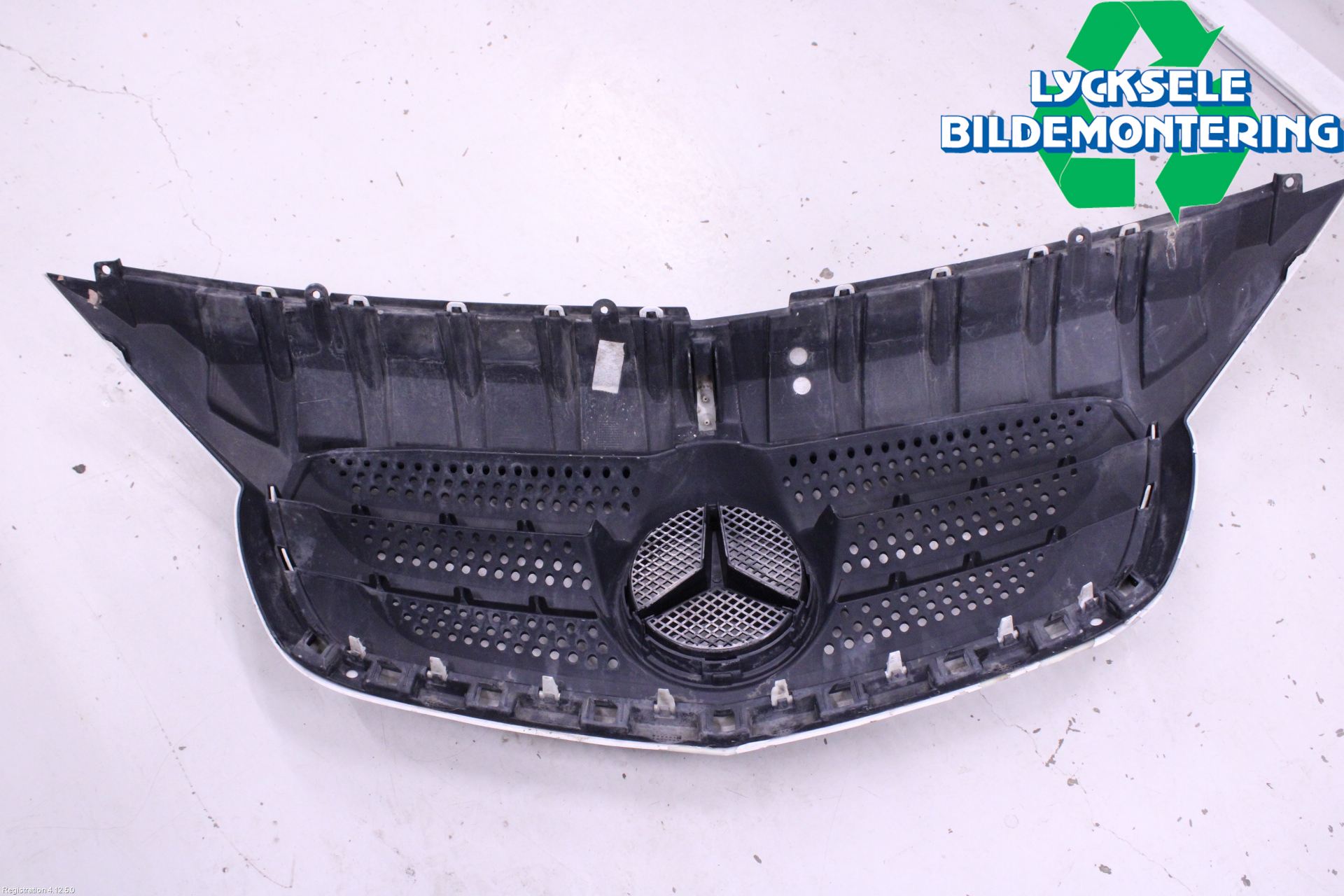 Mercedes-Benz MB CITAN (W415) 13-21 Grill Komp