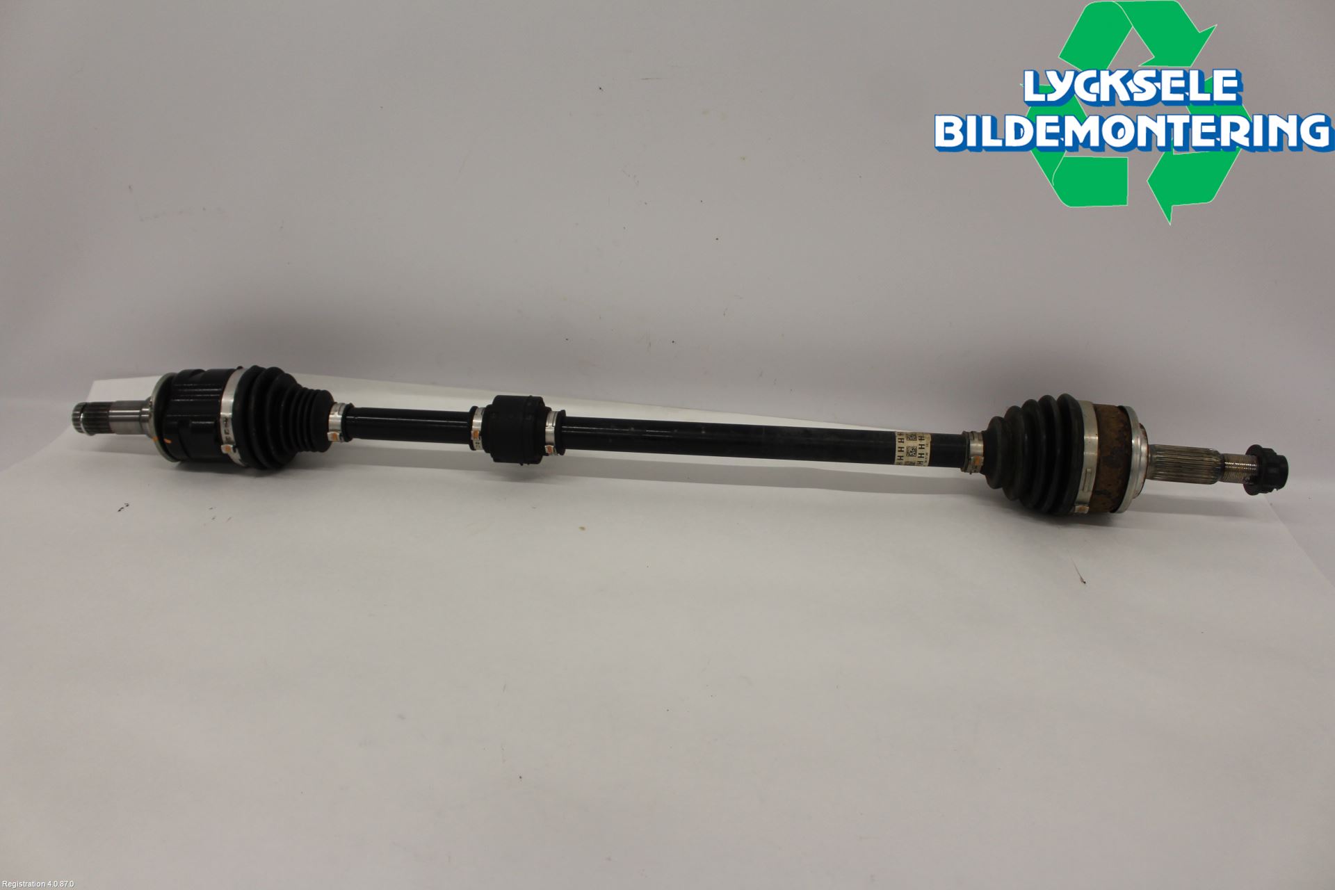 Toyota YARIS XP21 20- Drivaxel Fram Höger