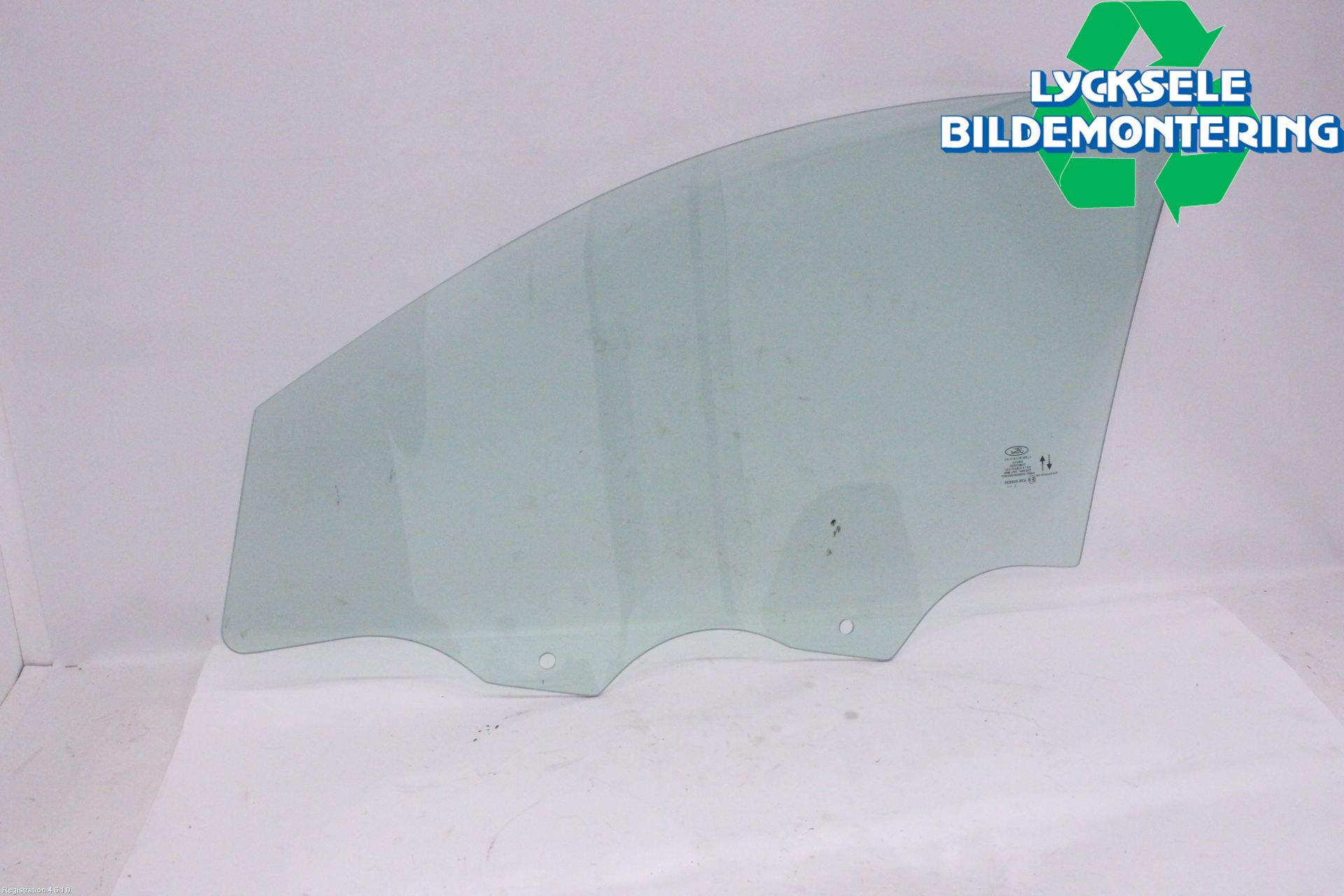 Ford MUSTANG Mach-E 21- Dörruta Fram Höger