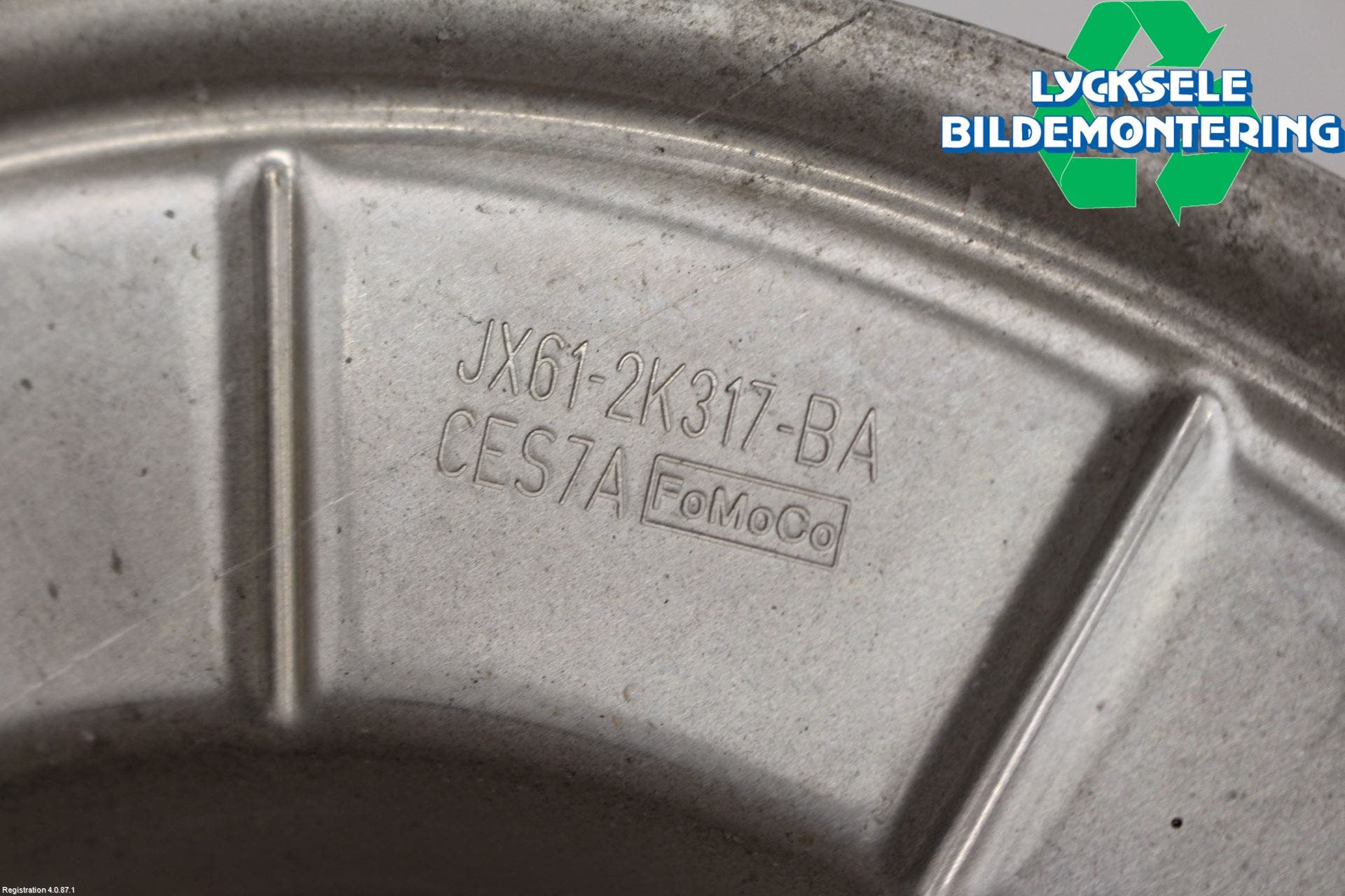 Ford FOCUS 19- Bromssköld Bak