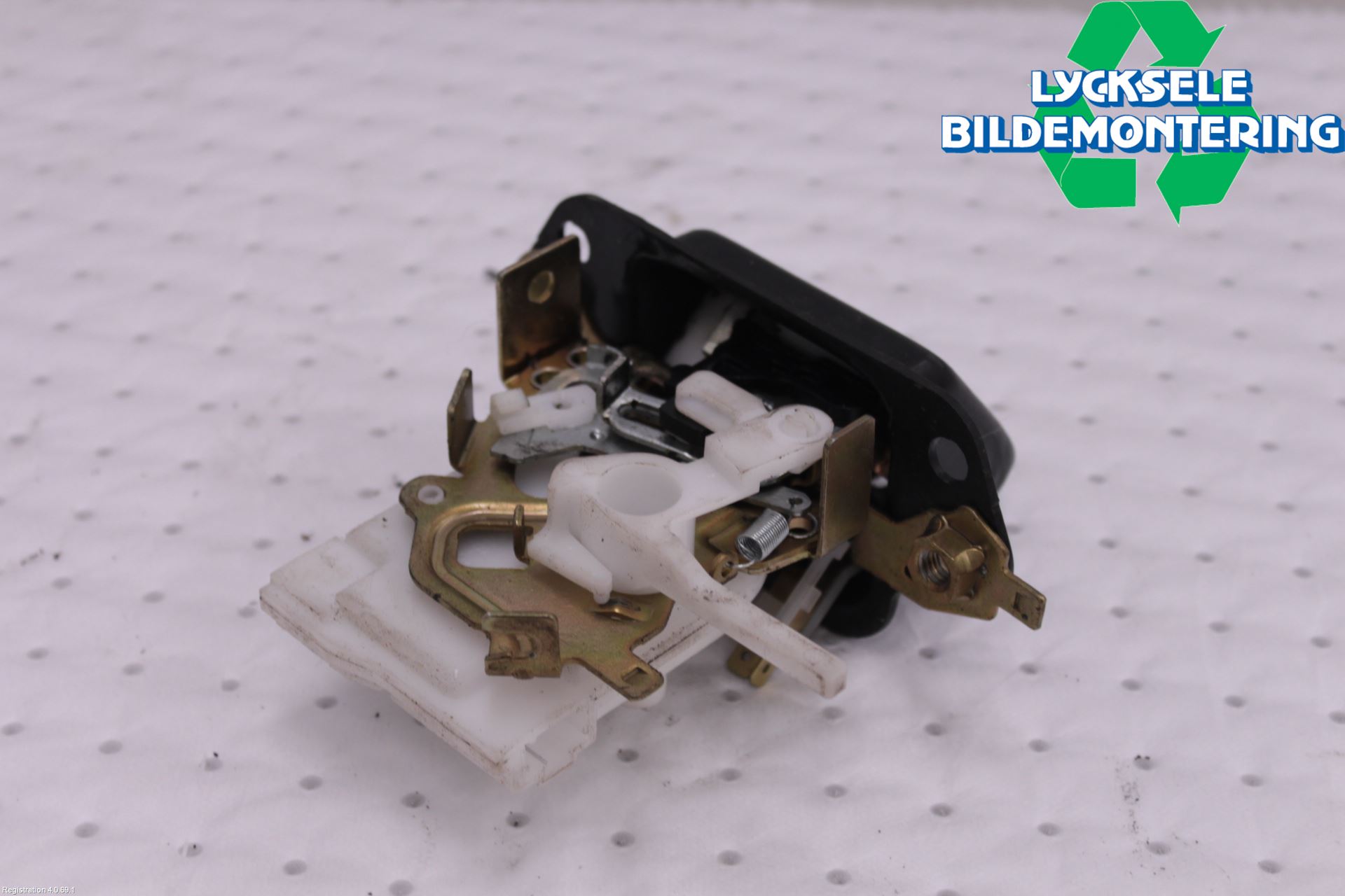 Subaru LEGACY    07-09 Låskista Baklucka