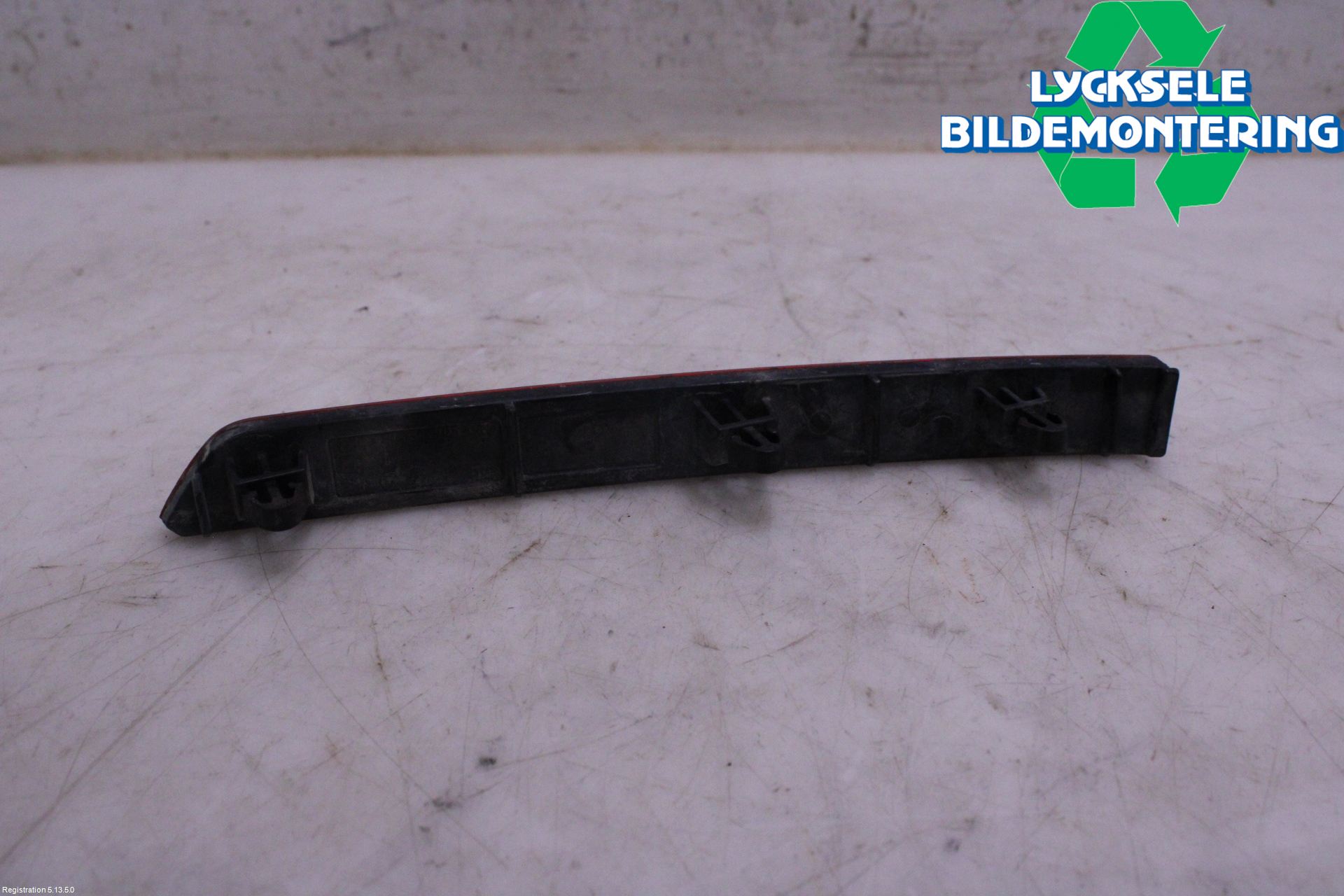 Volkswagen VW TIGUAN 16-24 Dimljus/Reflex Bak