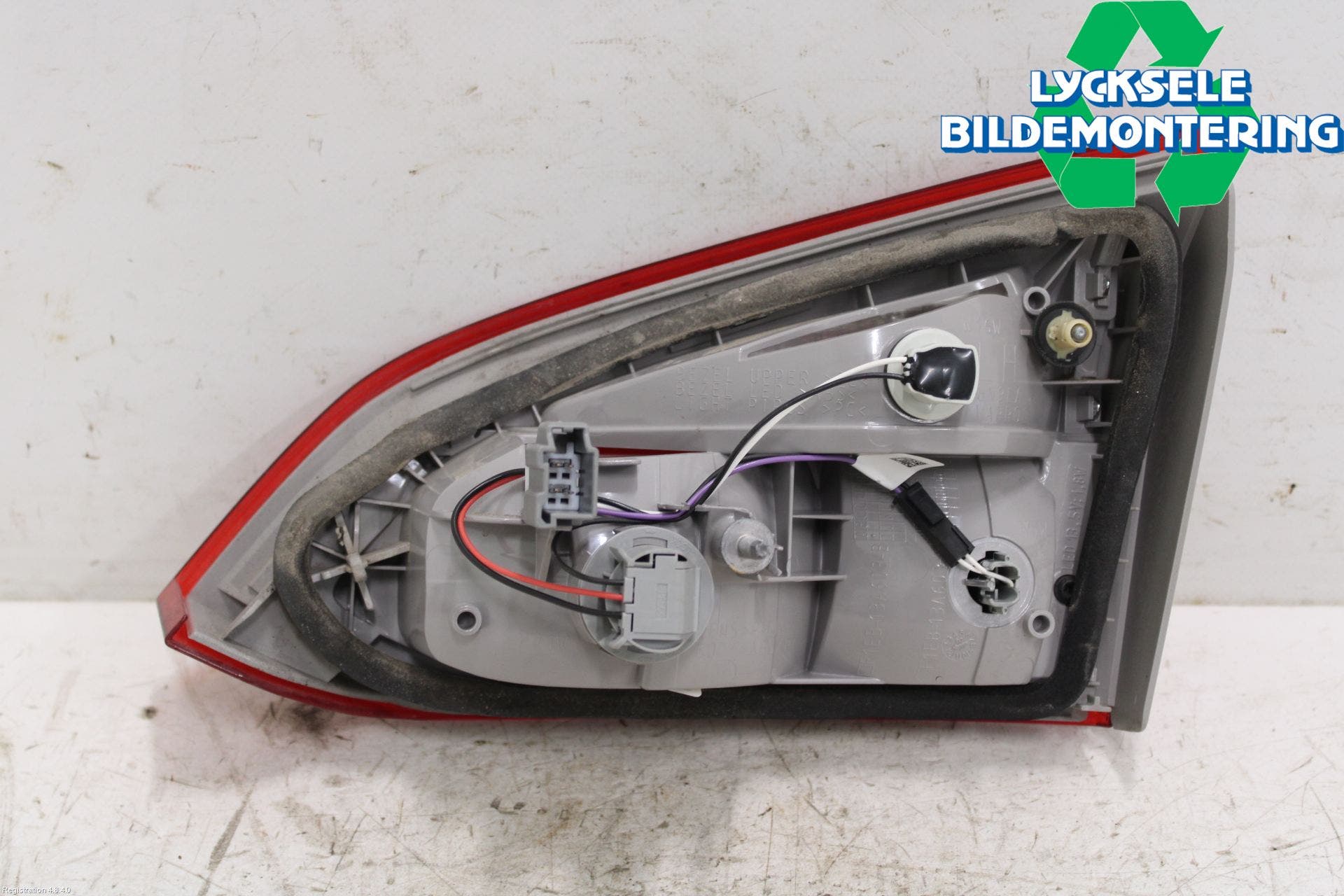 Ford FOCUS 15-18 Bakljus Lucka Vä