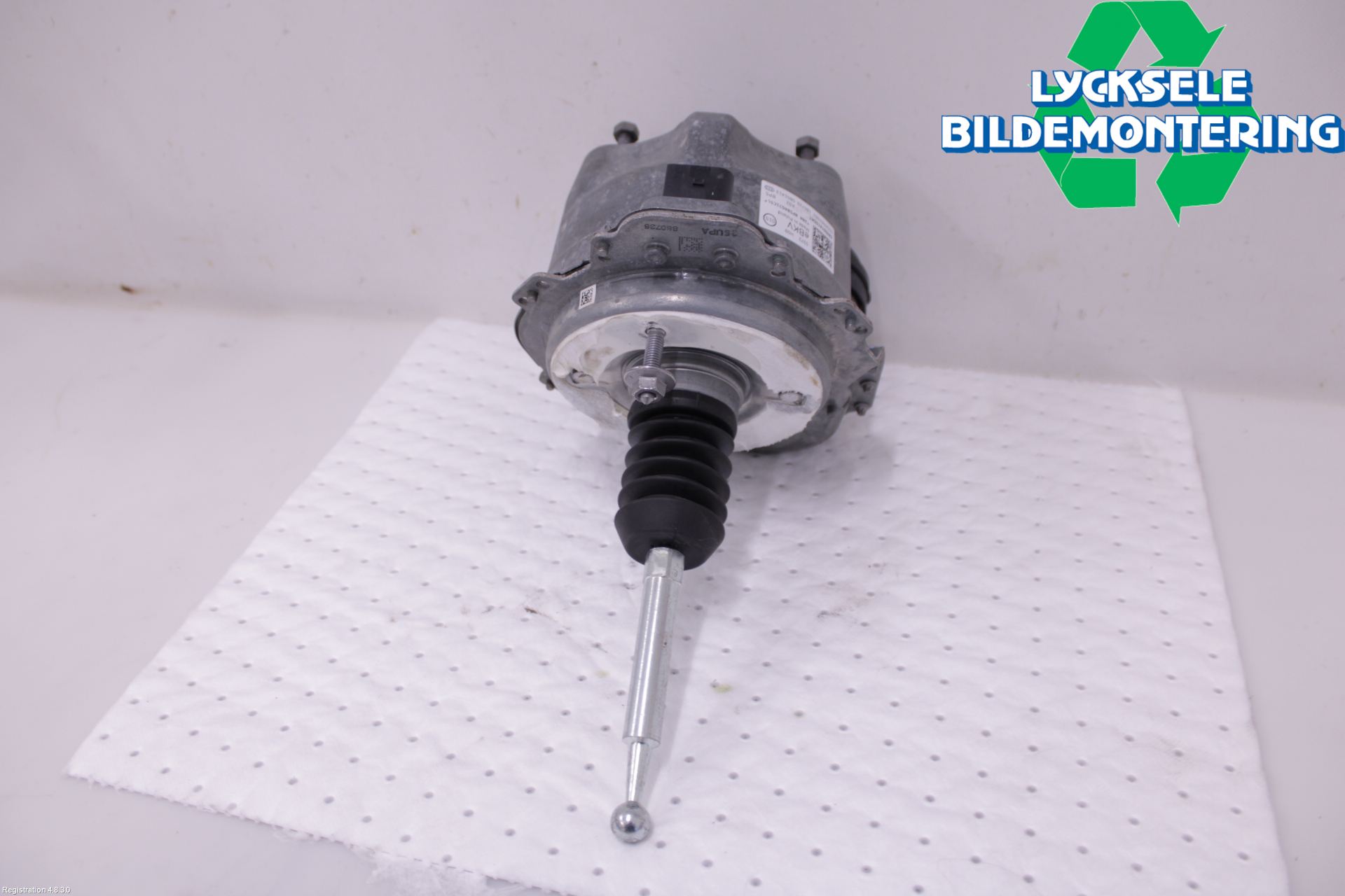 Volkswagen VW GOLF / E-GOLF VIII 20- Bromsservo