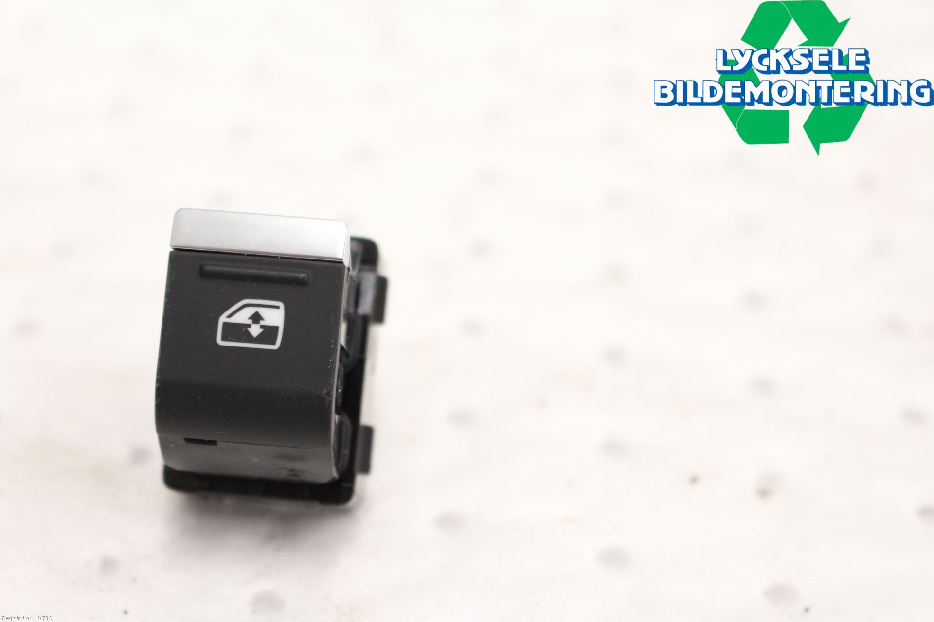 Audi A6 F2/C8 19- Strömställare Elhiss