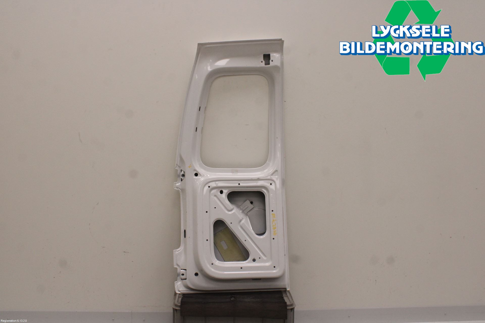 Volkswagen VW CADDY 11-15 Dörr Bak Van-Skåp Höger