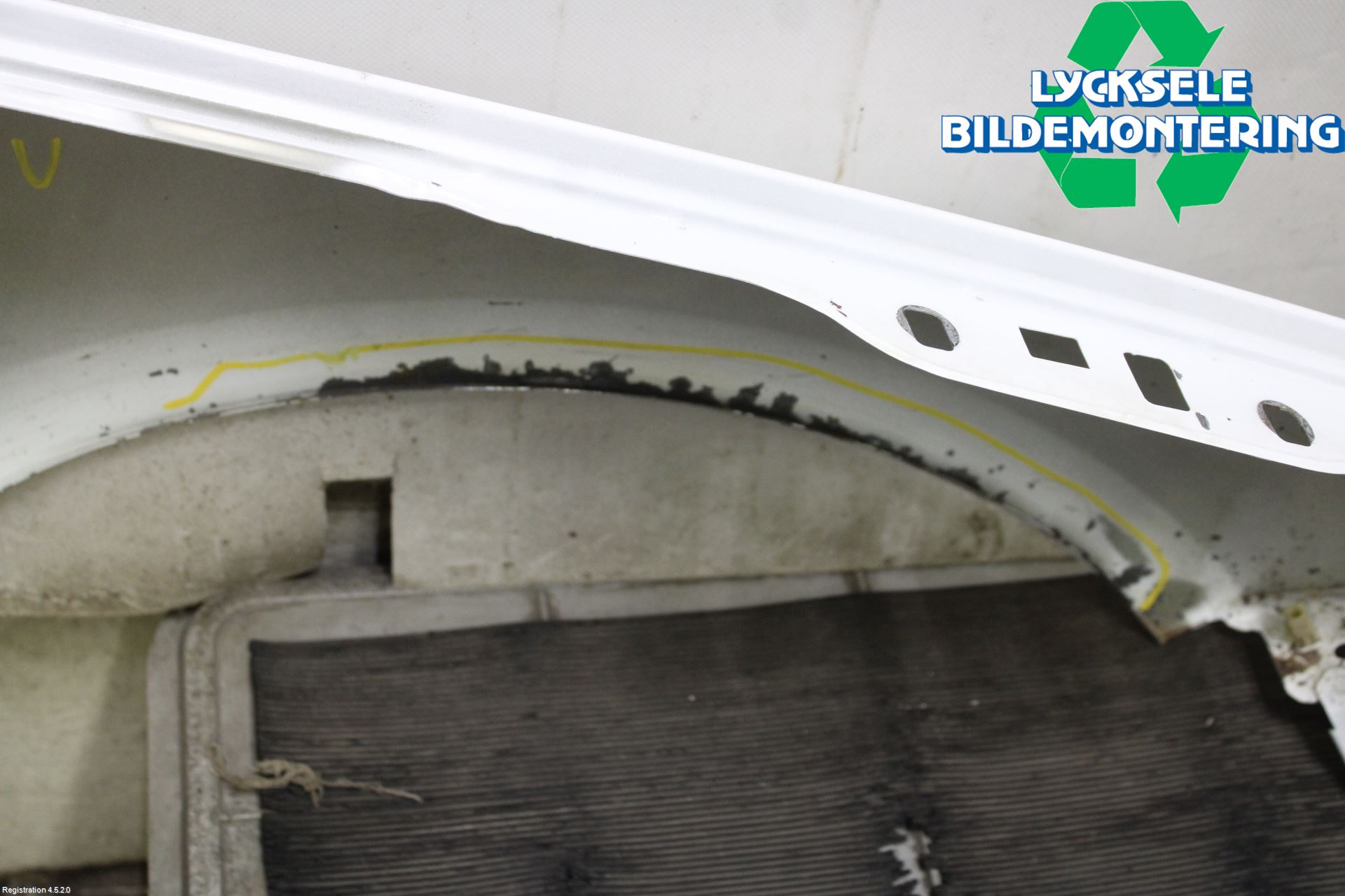 Ford FOCUS 11-14 Skärm Fram Vänster