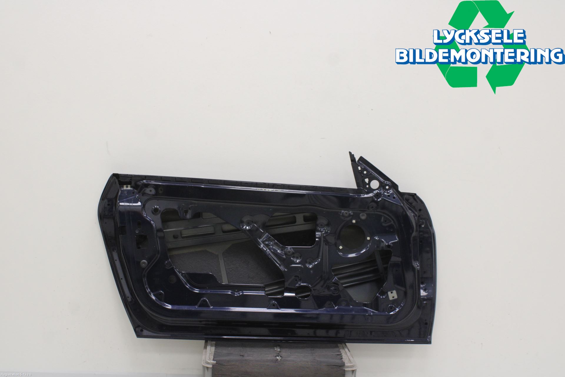 BMW 4 F32/F33/F82/F83 13-20 Dörr 2D Vänster