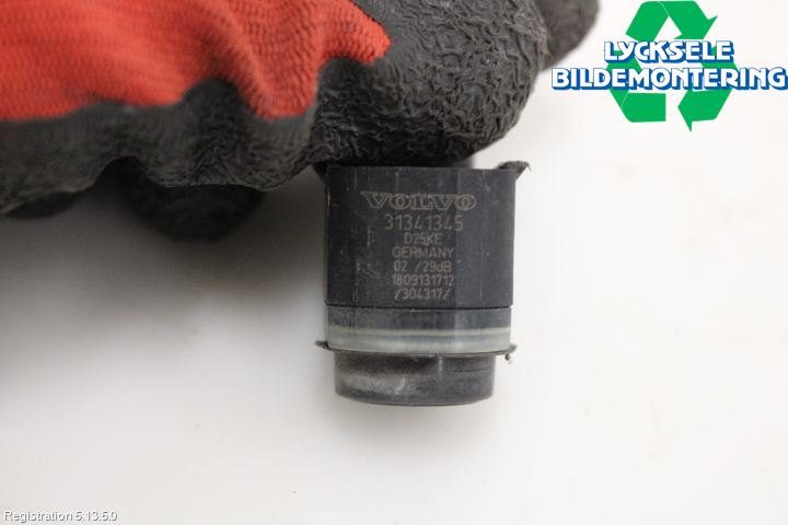 Volvo XC70 14-16 Parkeringshjälp Frontsensor
