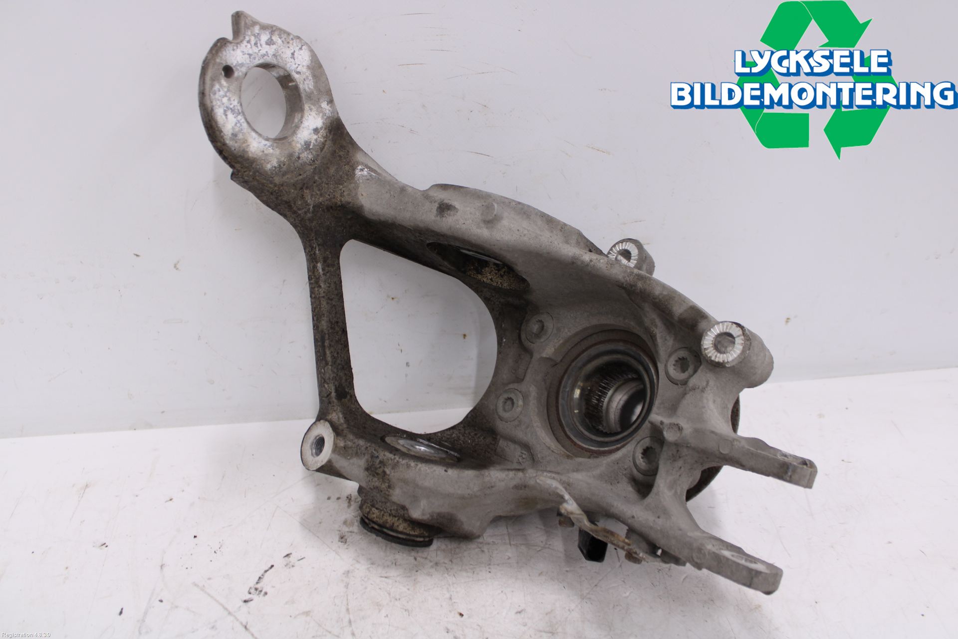 Audi A6 ALLROAD 12-18 Hjullagerhus Bak Hö