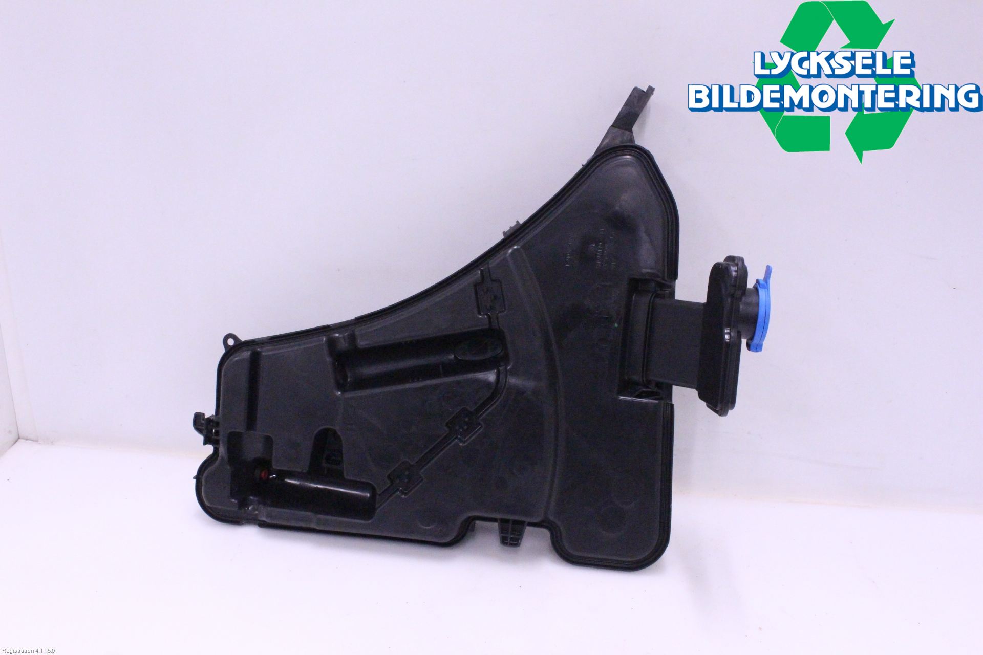 BMW 5 G30/G31/F90 17-23 Spolartank Vindruta-Strål
