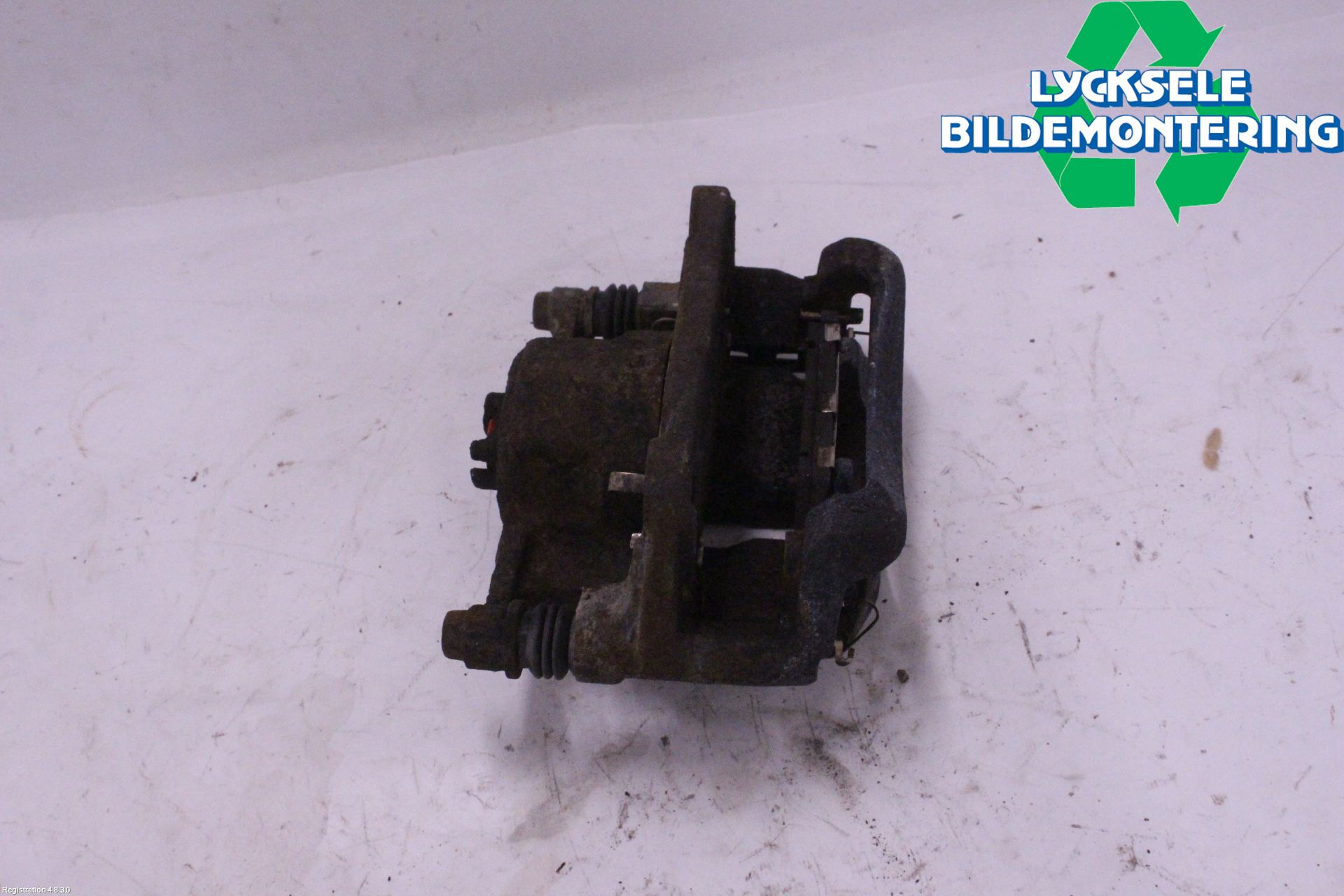 Suzuki VITARA 15- Bromsok Fram Vänster