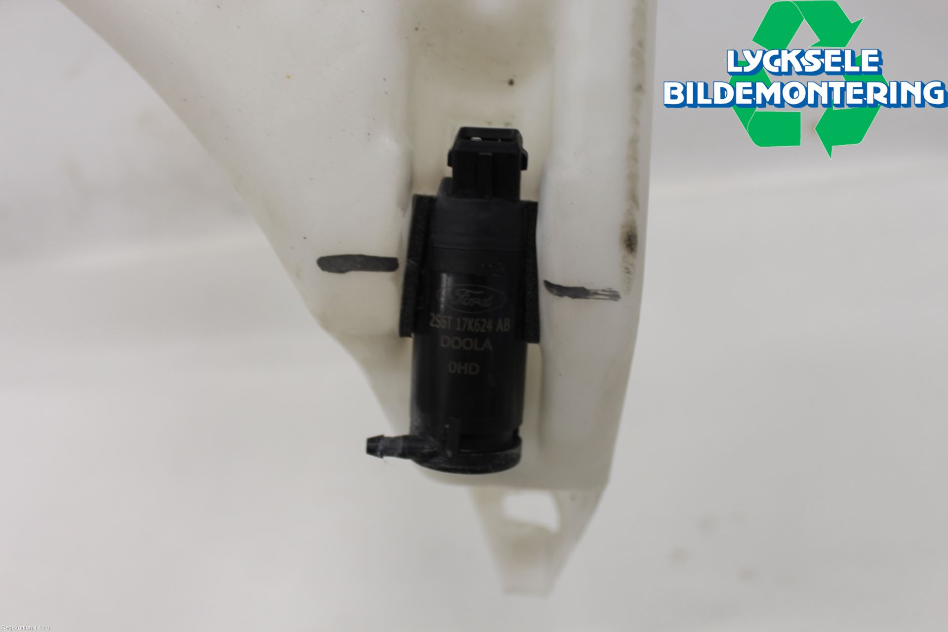 Ford TRANSIT CONNECT 09-13 Spolartank Vindruta