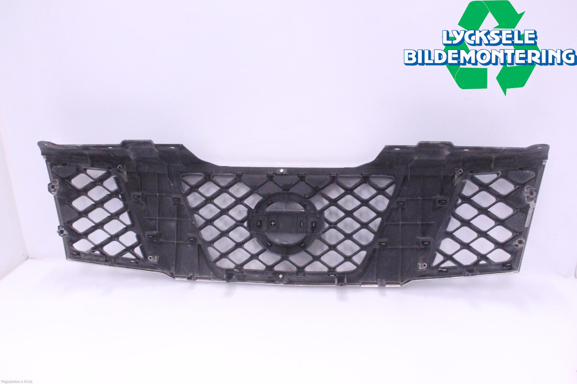 Nissan NAVARA 05-16 Grill Komp
