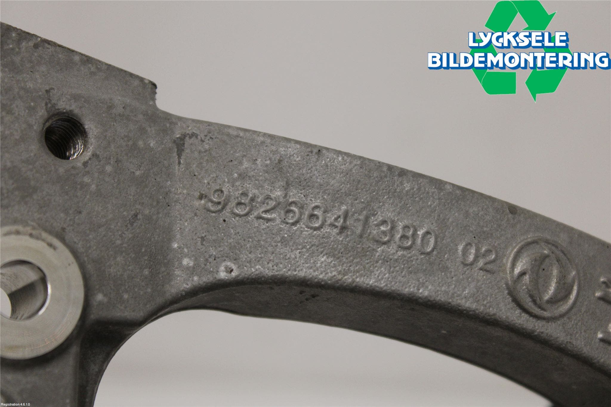 Peugeot 208/E-208 20- Ac Kompressor-Fäste