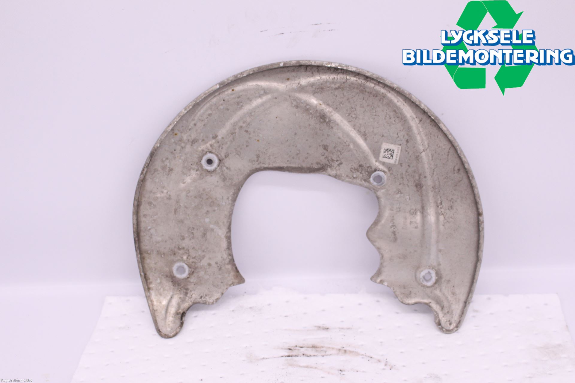 Audi A6 F2/C8 19- Bromssköld Fram