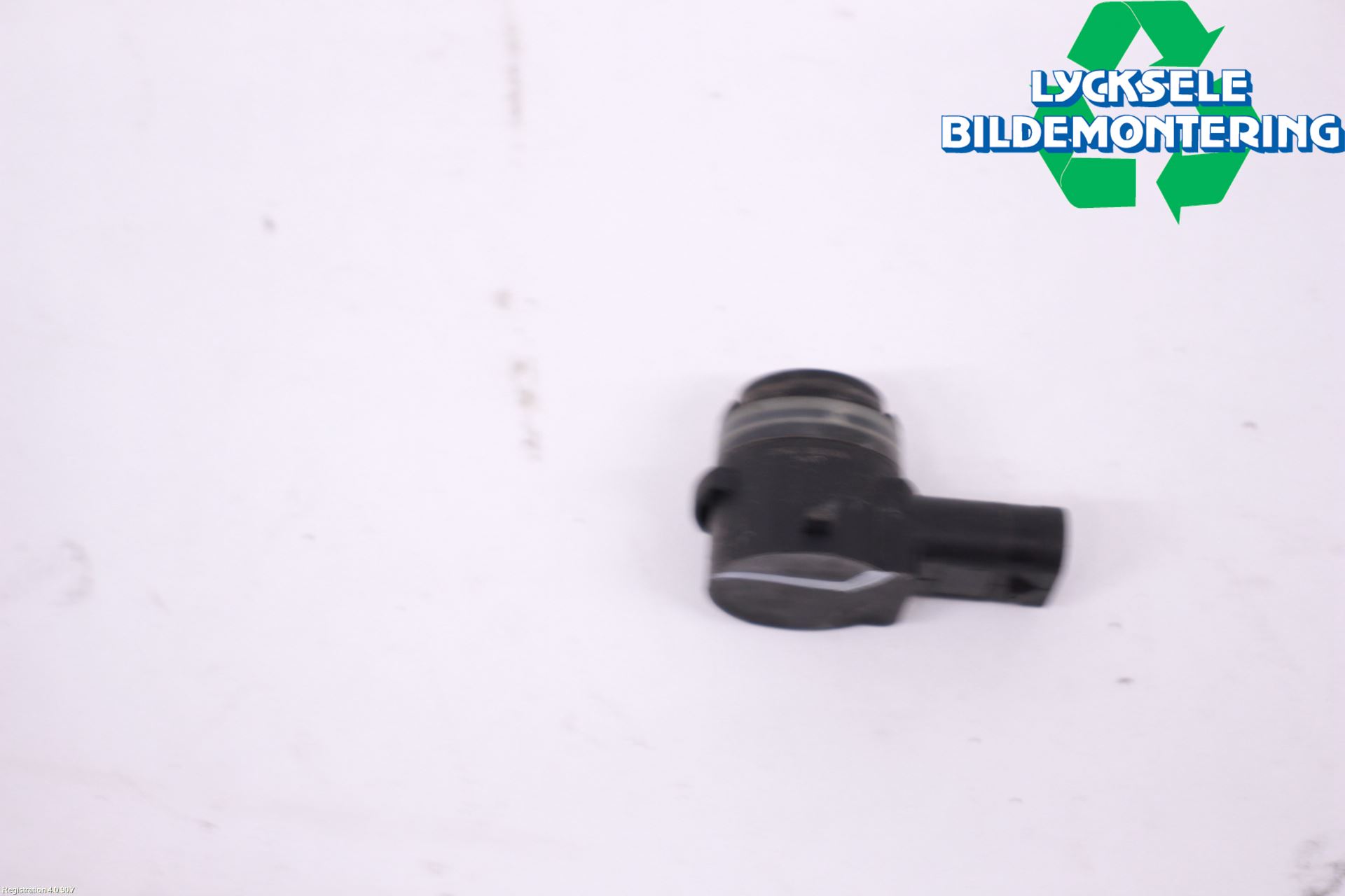 Audi A4 ALLROAD 17- Parkeringshjälp Frontsensor