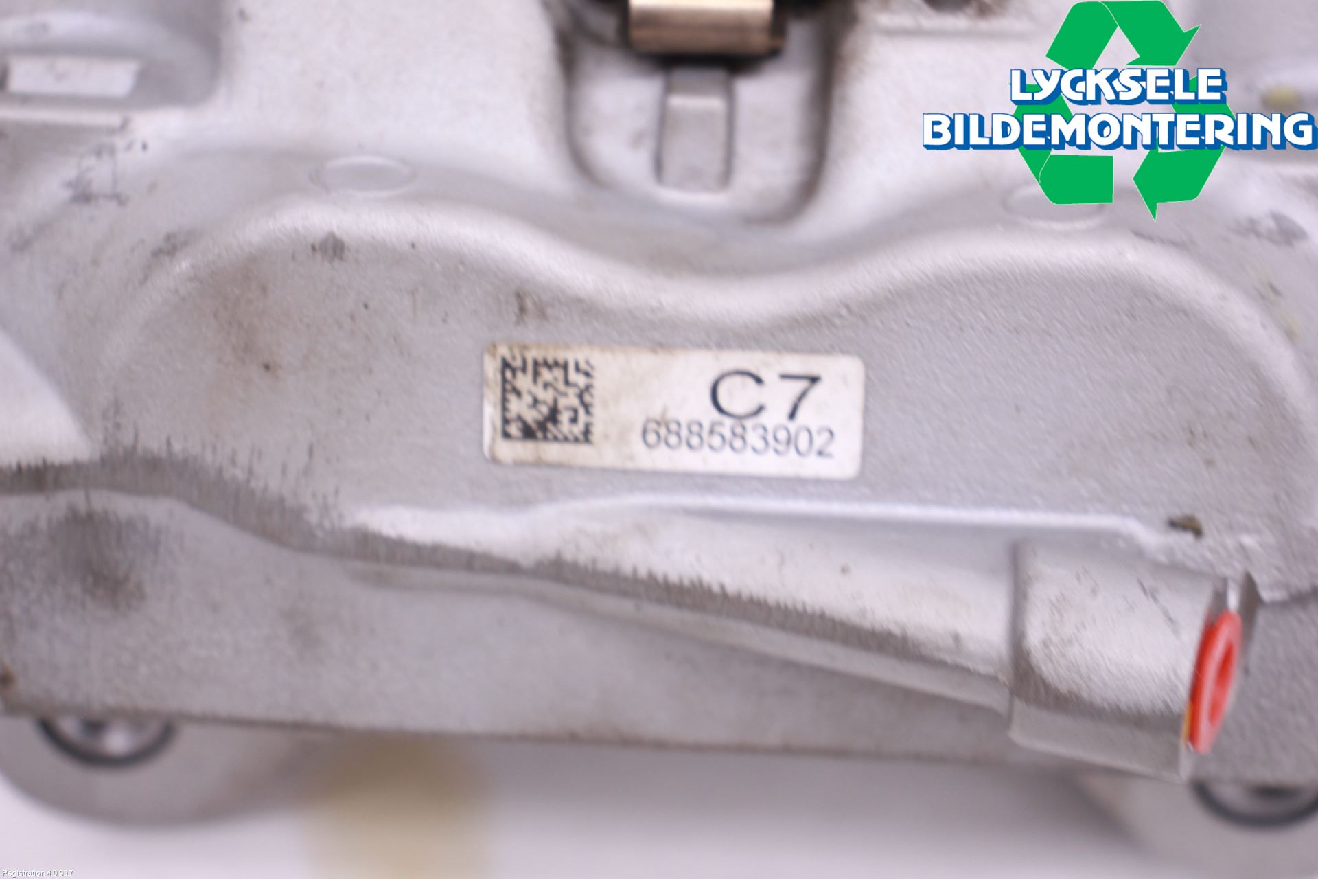 BMW 5 G30/G31/F90 17-23 Bromsok Fram Vänster