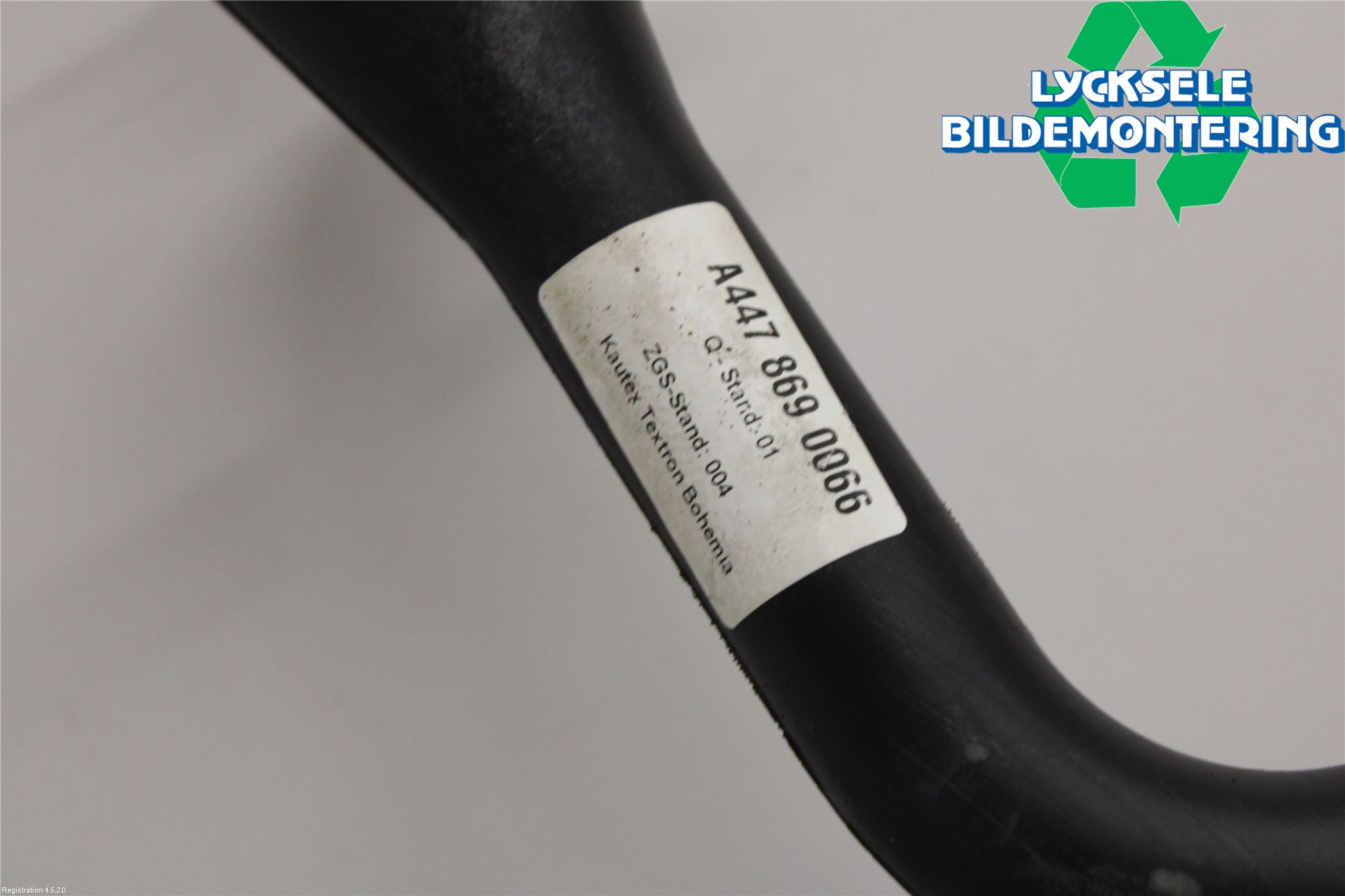 Mercedes-Benz MB VITO/V-KLASS (W640,W447,W448) 14- Spolartank Vindruta