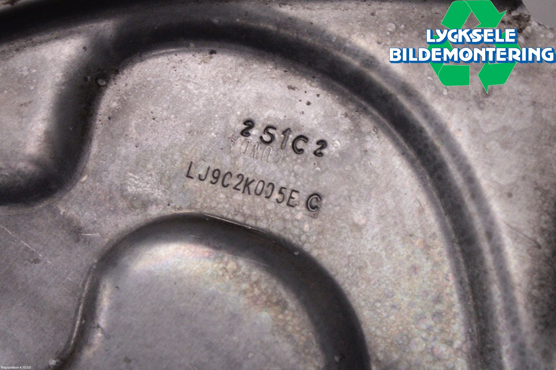 Ford MUSTANG Mach-E 21- Bromssköld Fram