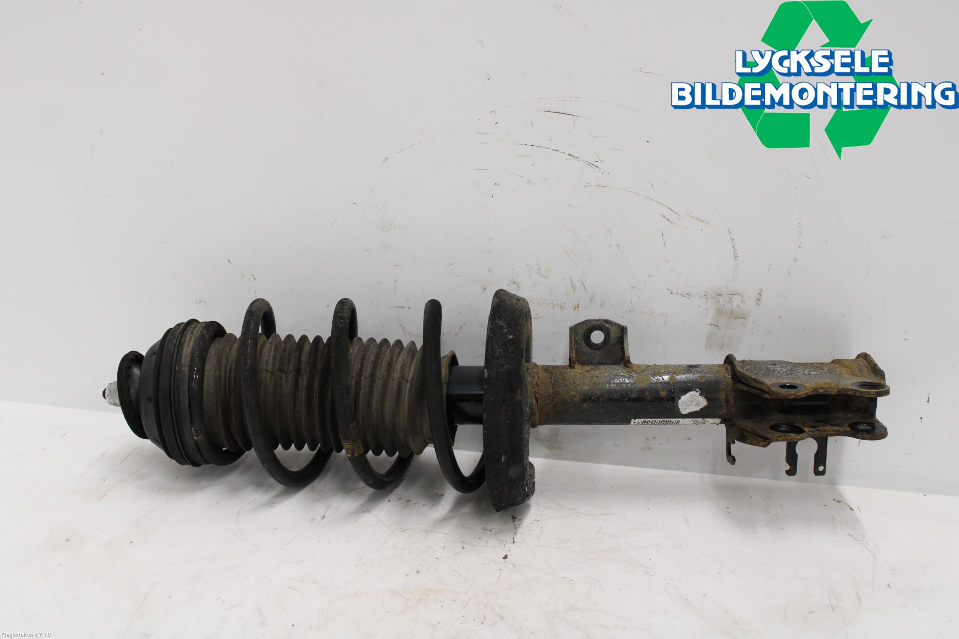 Opel CORSA E 15-19 Fjäderben Fram Vänster