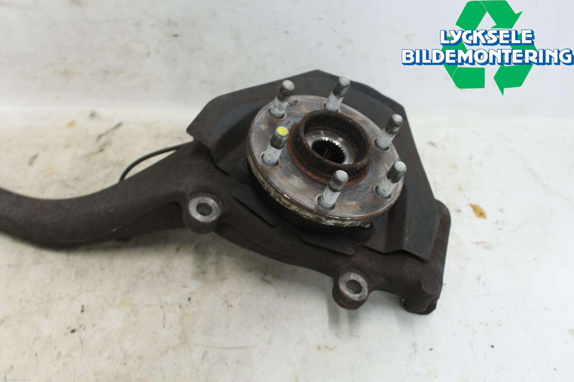 Nissan NAVARA 05-16 Styrspindel Lagerhus Hö