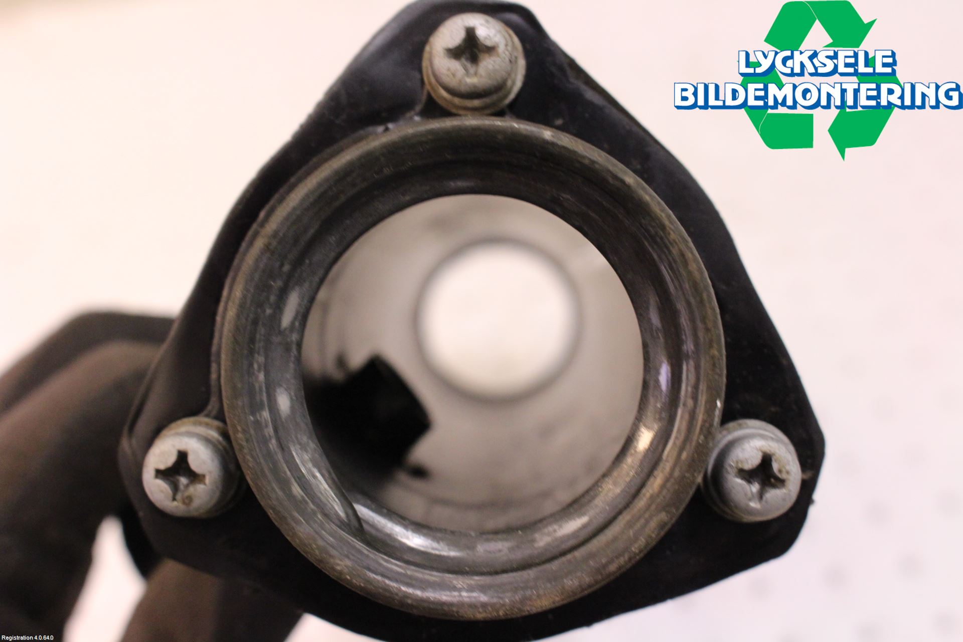 Mitsubishi L200   96-06 Bränslepåfyllnrör-Slang