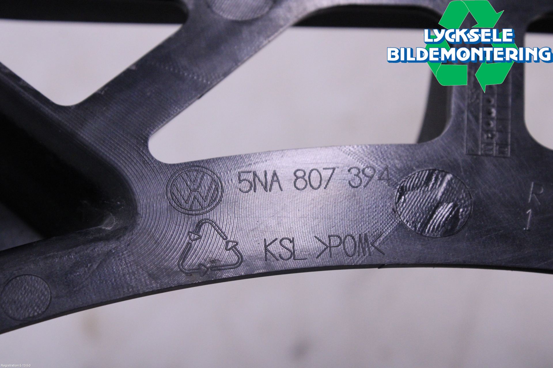 Volkswagen VW TIGUAN 16-24 Stötfångarfäste Bak Hö