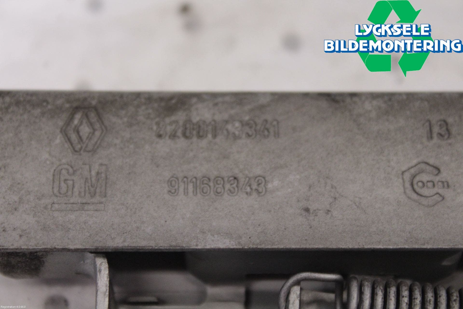 Opel VIVARO 01-14 Huvlås