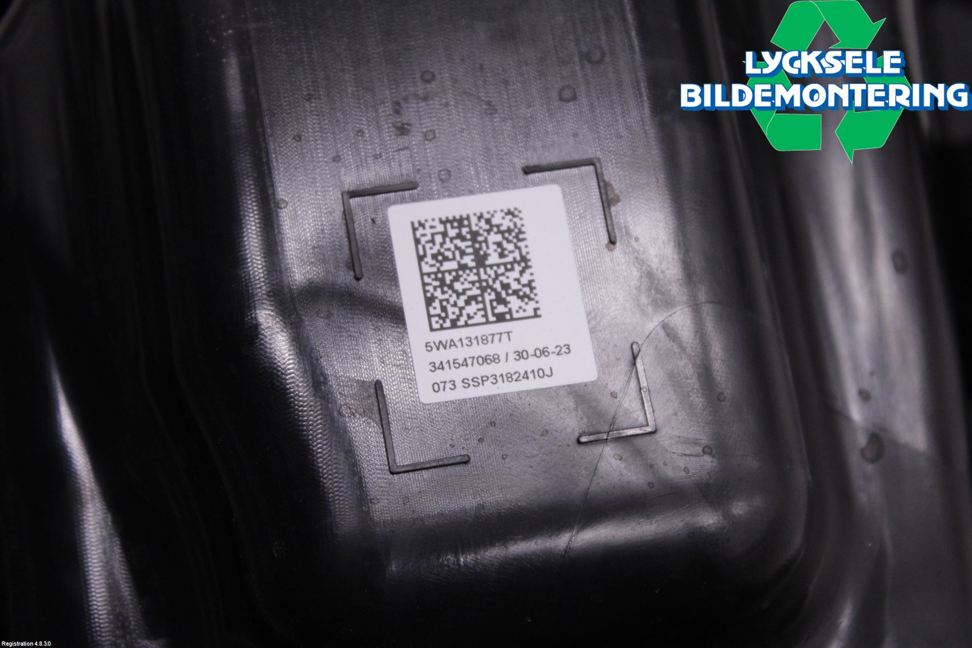 Volkswagen VW GOLF / E-GOLF VIII 20- Adblue Tank